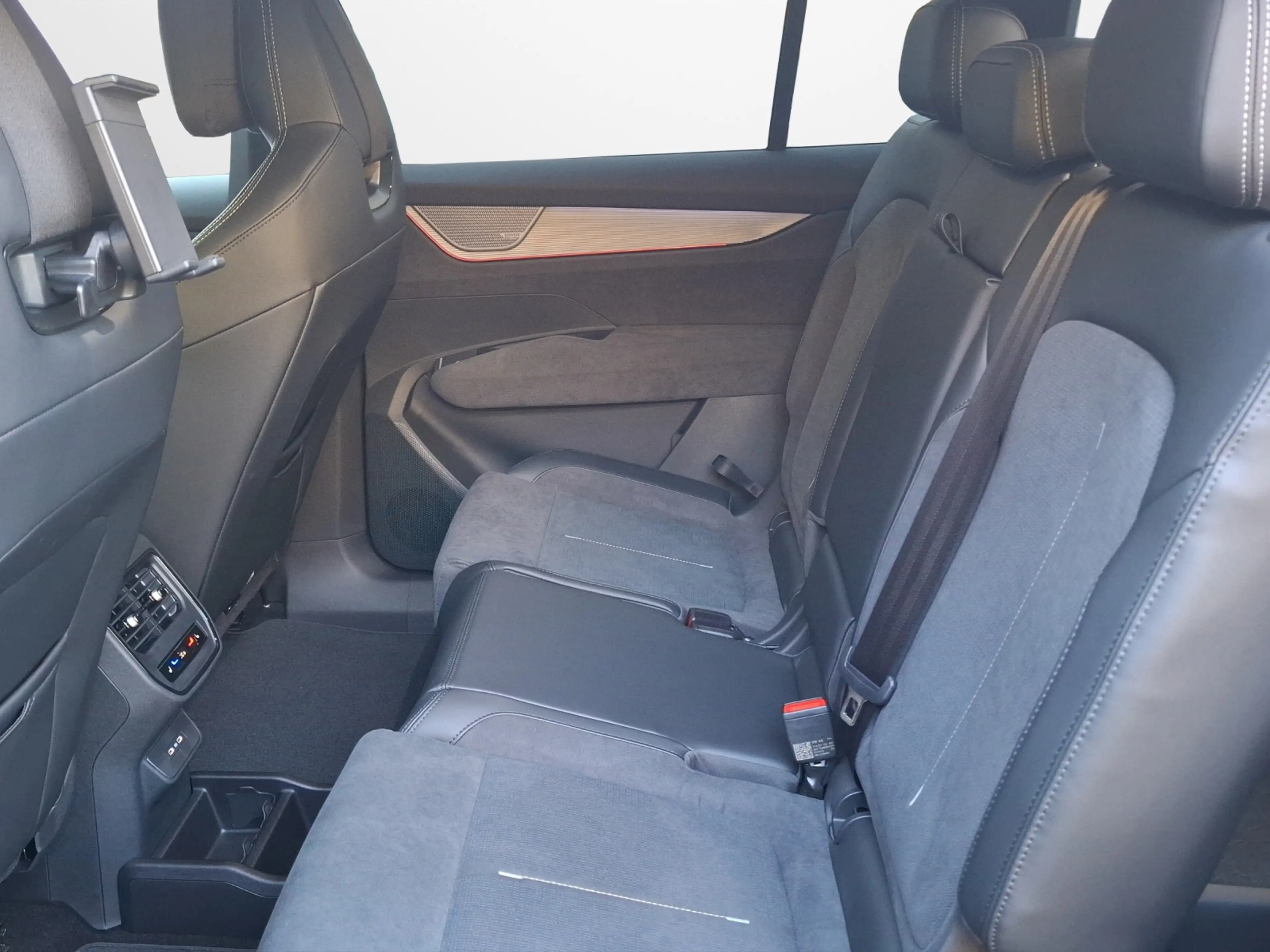 Skoda Peaq 90x Sportline — photo 11