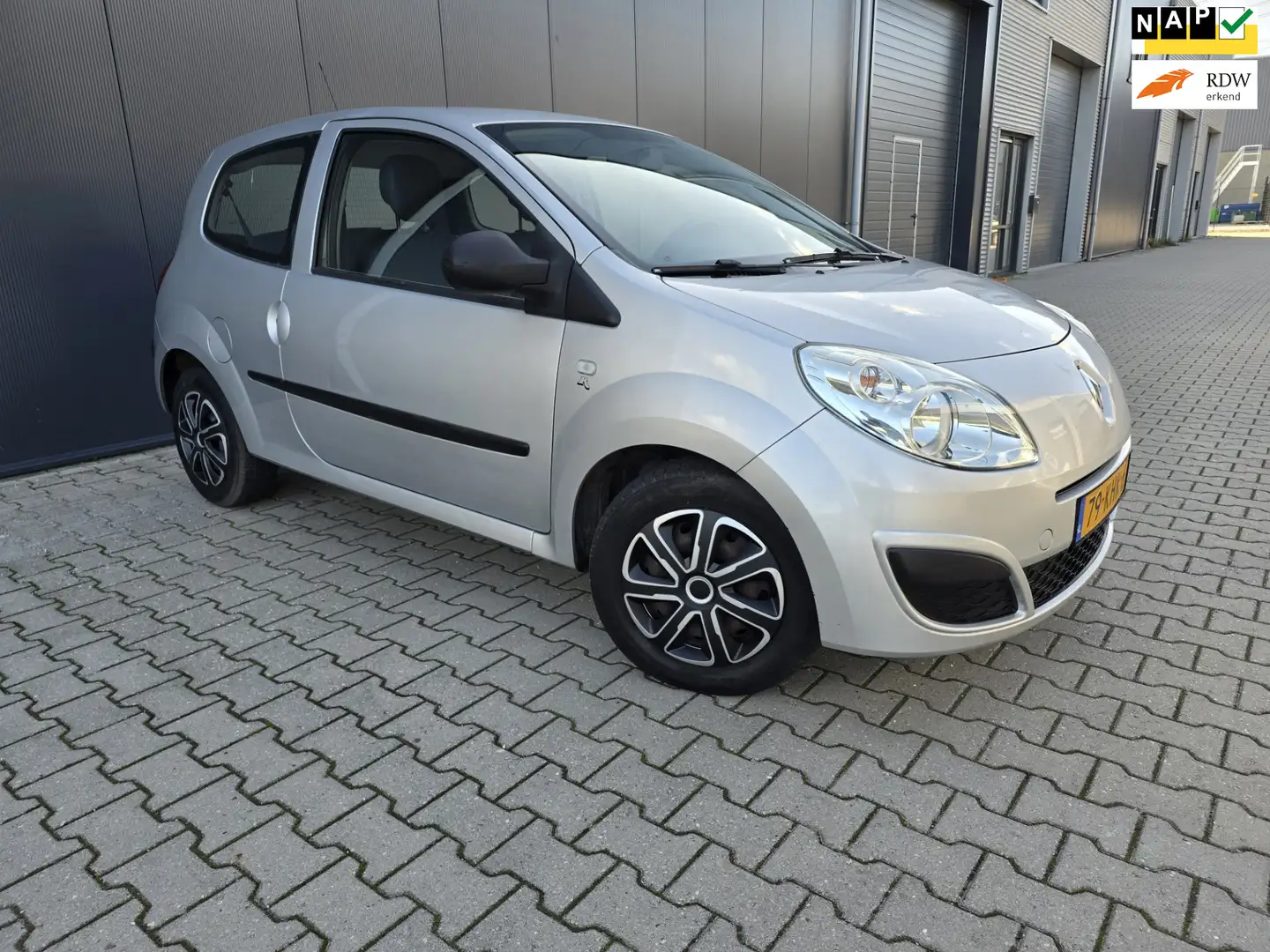 Renault Twingo 1.2 Authentique Nap / Apk Gris - 1
