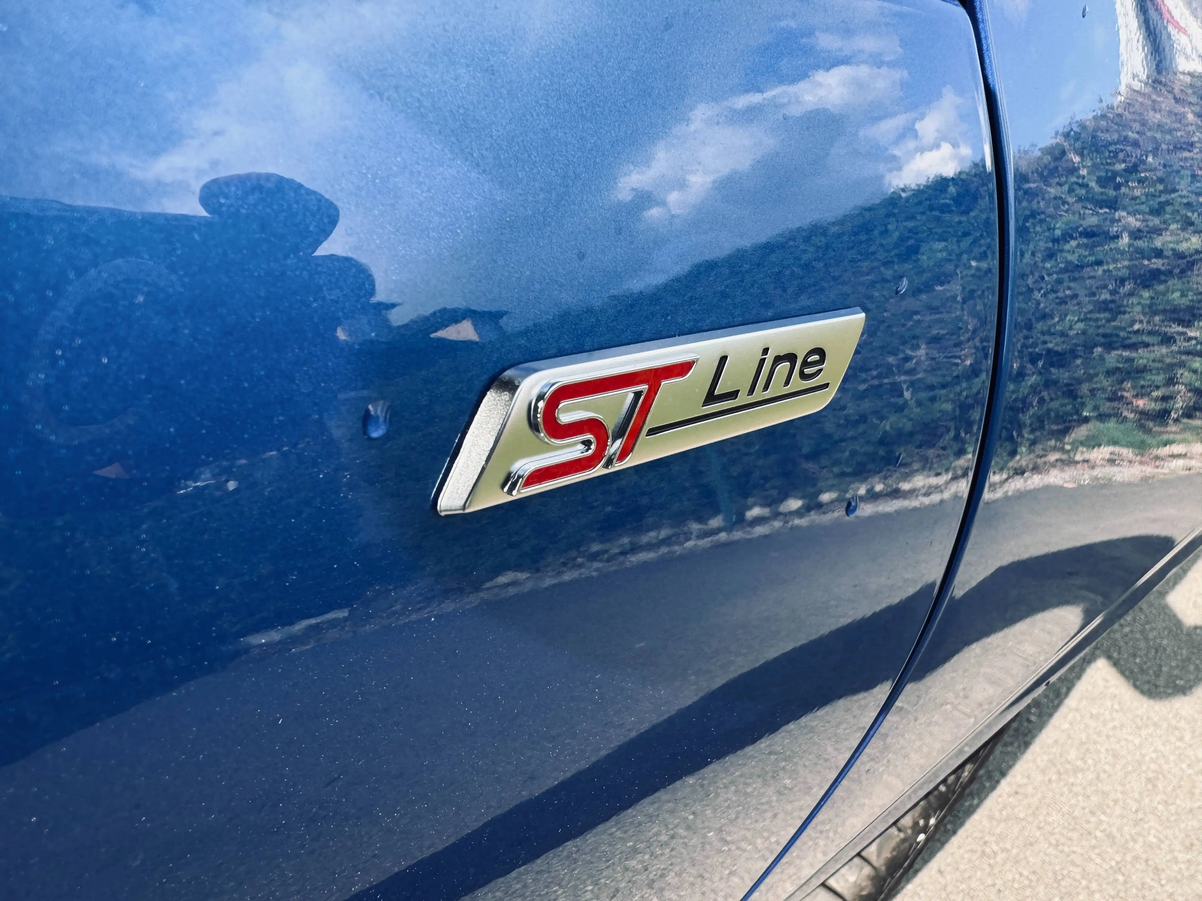 Ford Kuga Kuga 1.5 Essence 2026,  ST-Line, x-line .Voiture neuve — photo 2