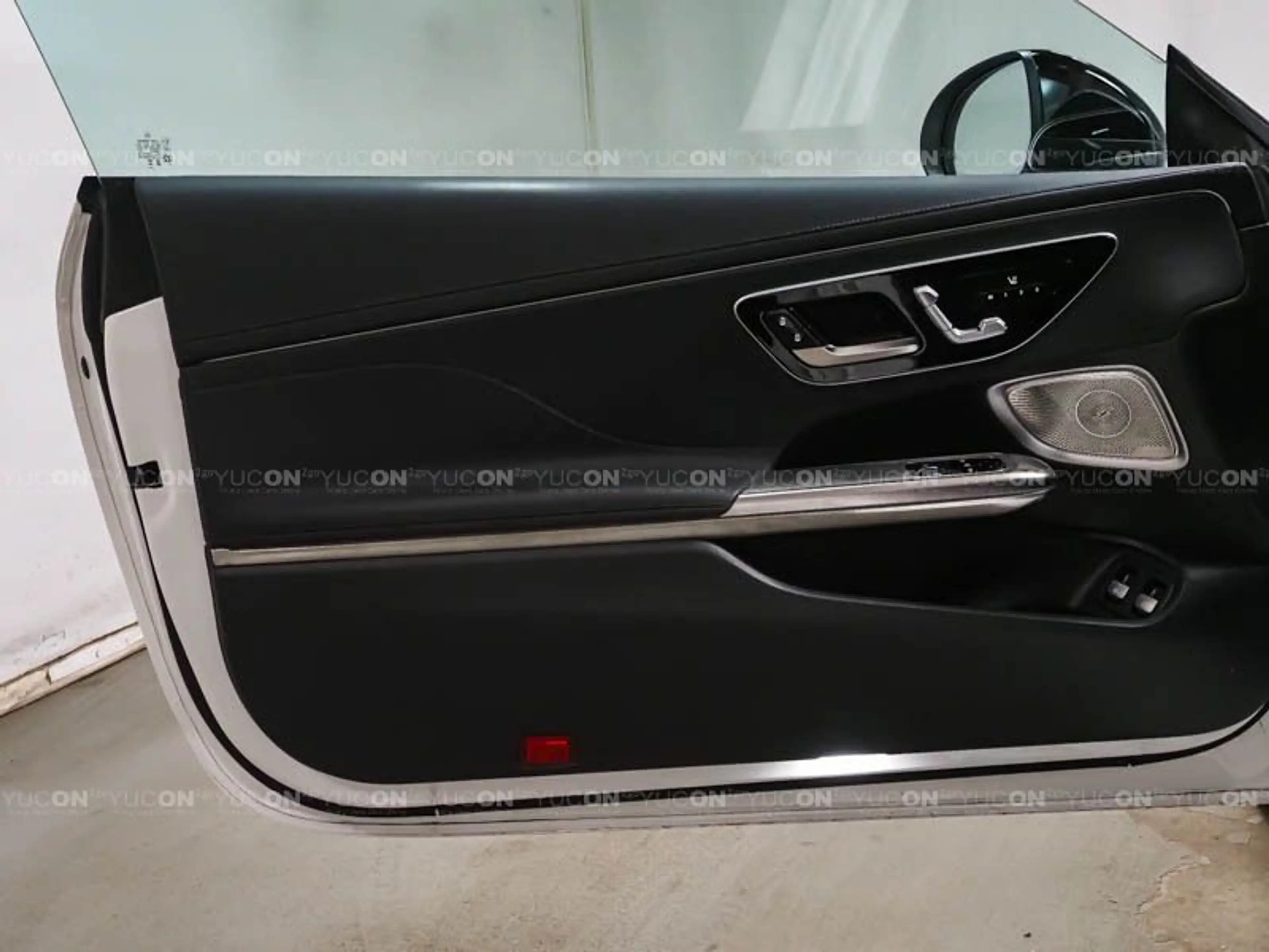 Mercedes-Benz CLE 300 e AMG EDITION LINE PANO SD BURME — photo 10