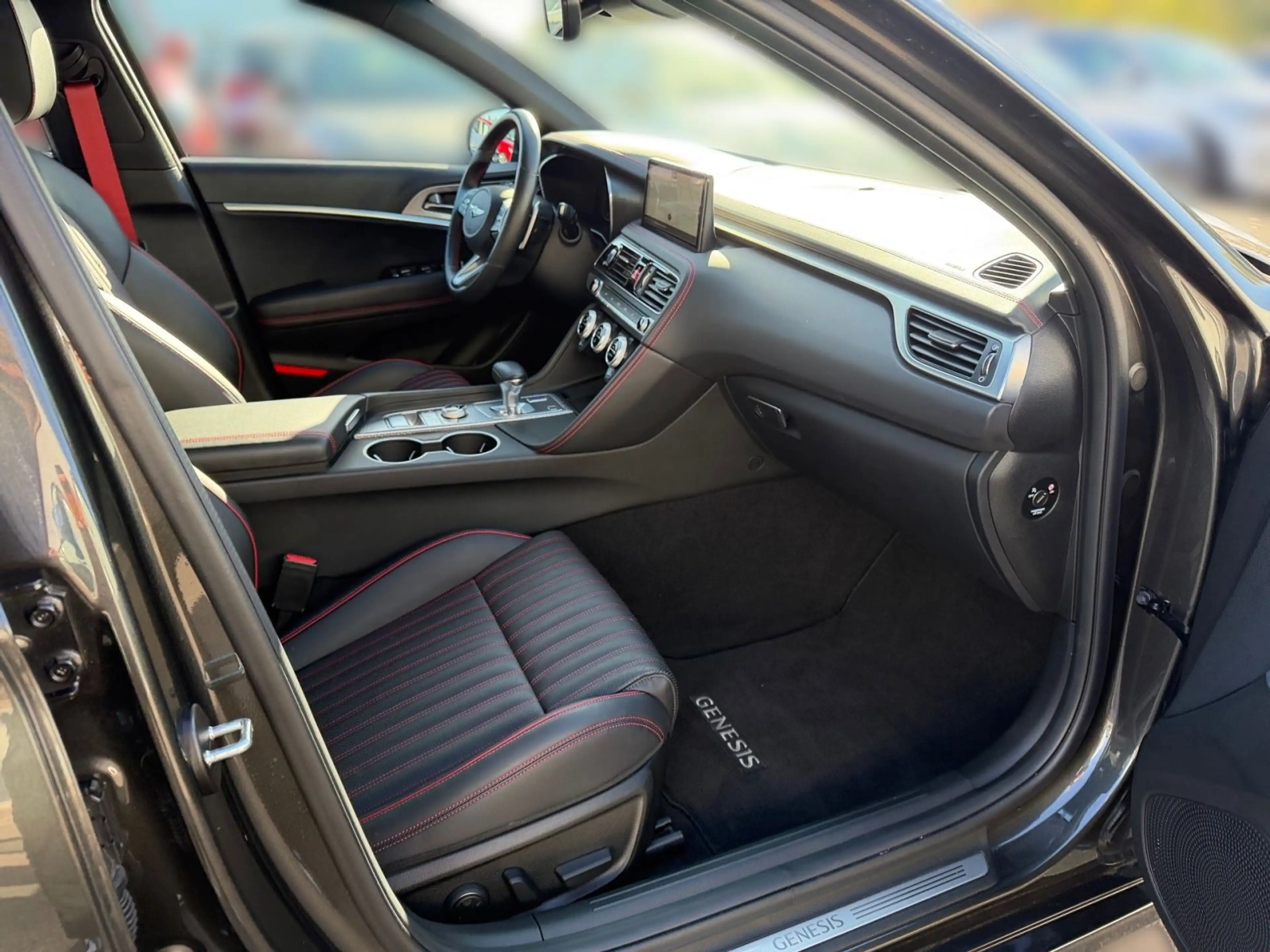 Genesis G70 Shooting Brake 2.2 CRDi Shooting Brake Sport — photo 14