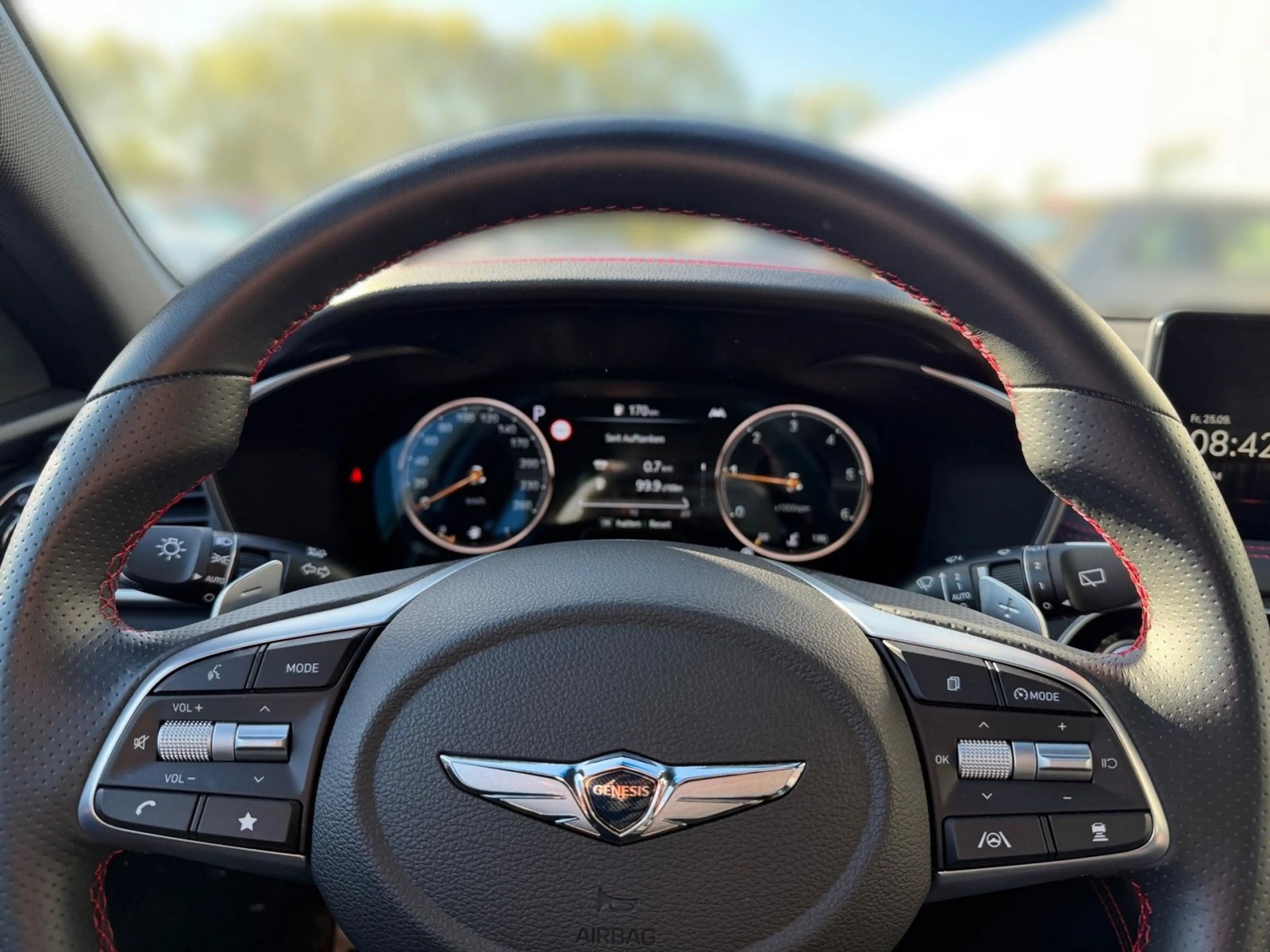 Genesis G70 Shooting Brake 2.2 CRDi Shooting Brake Sport — photo 8