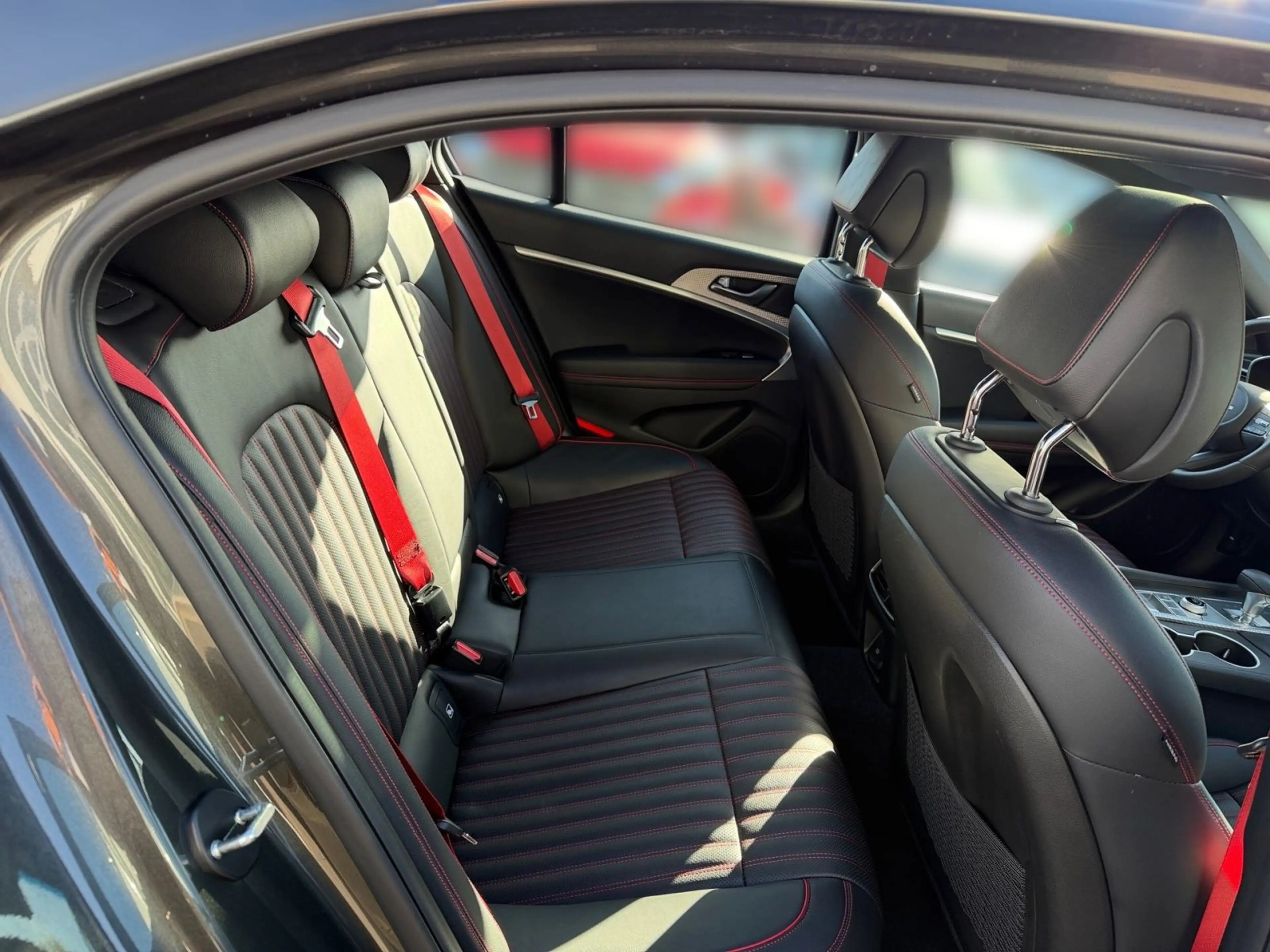 Genesis G70 Shooting Brake 2.2 CRDi Shooting Brake Sport — photo 13