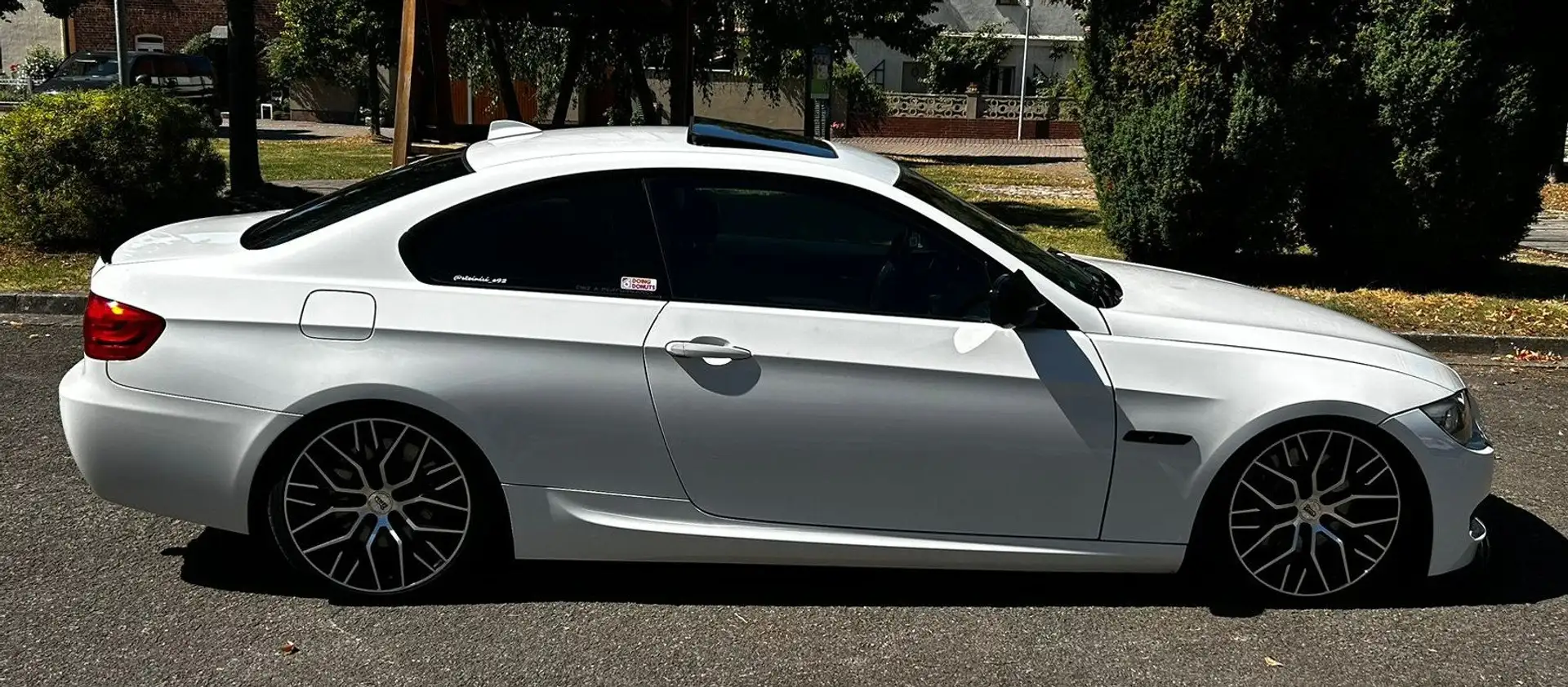 BMW 335 is LCI E92 Weiß - 2