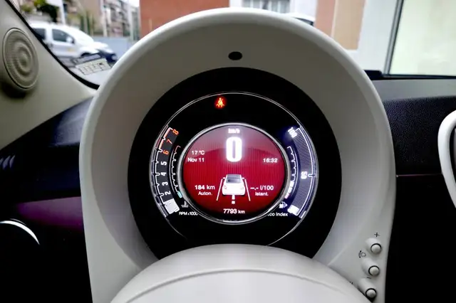 Fiat 500c view 12