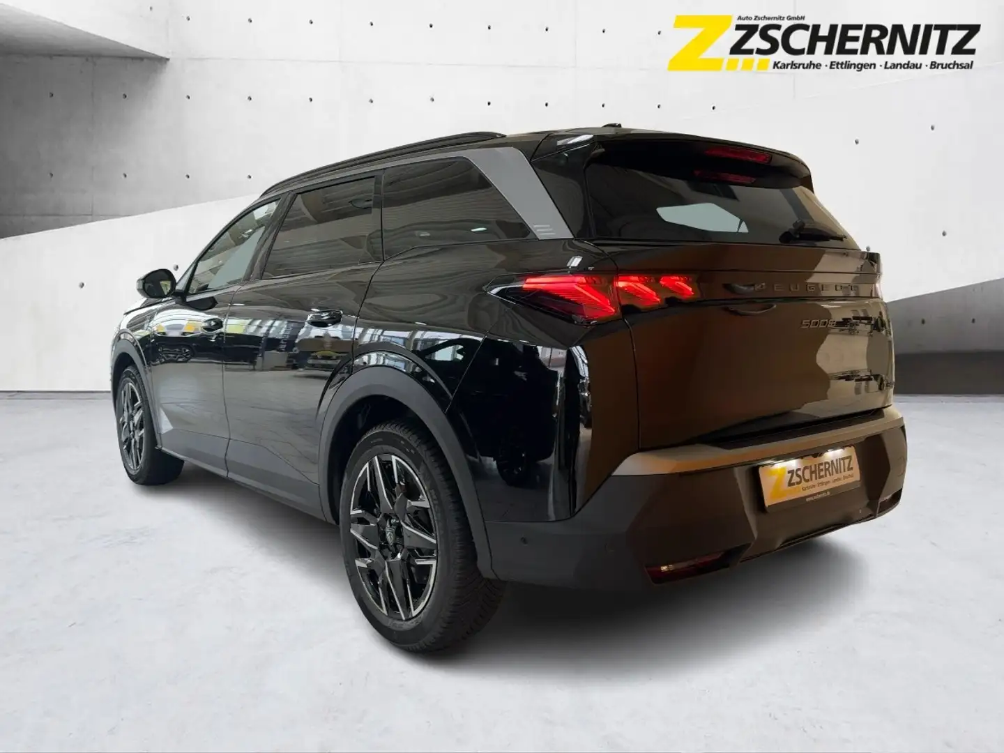Peugeot 5008 1.2 Hybrid 136 GT Navi, el.Heckklappe, Kamera Schwarz - 2