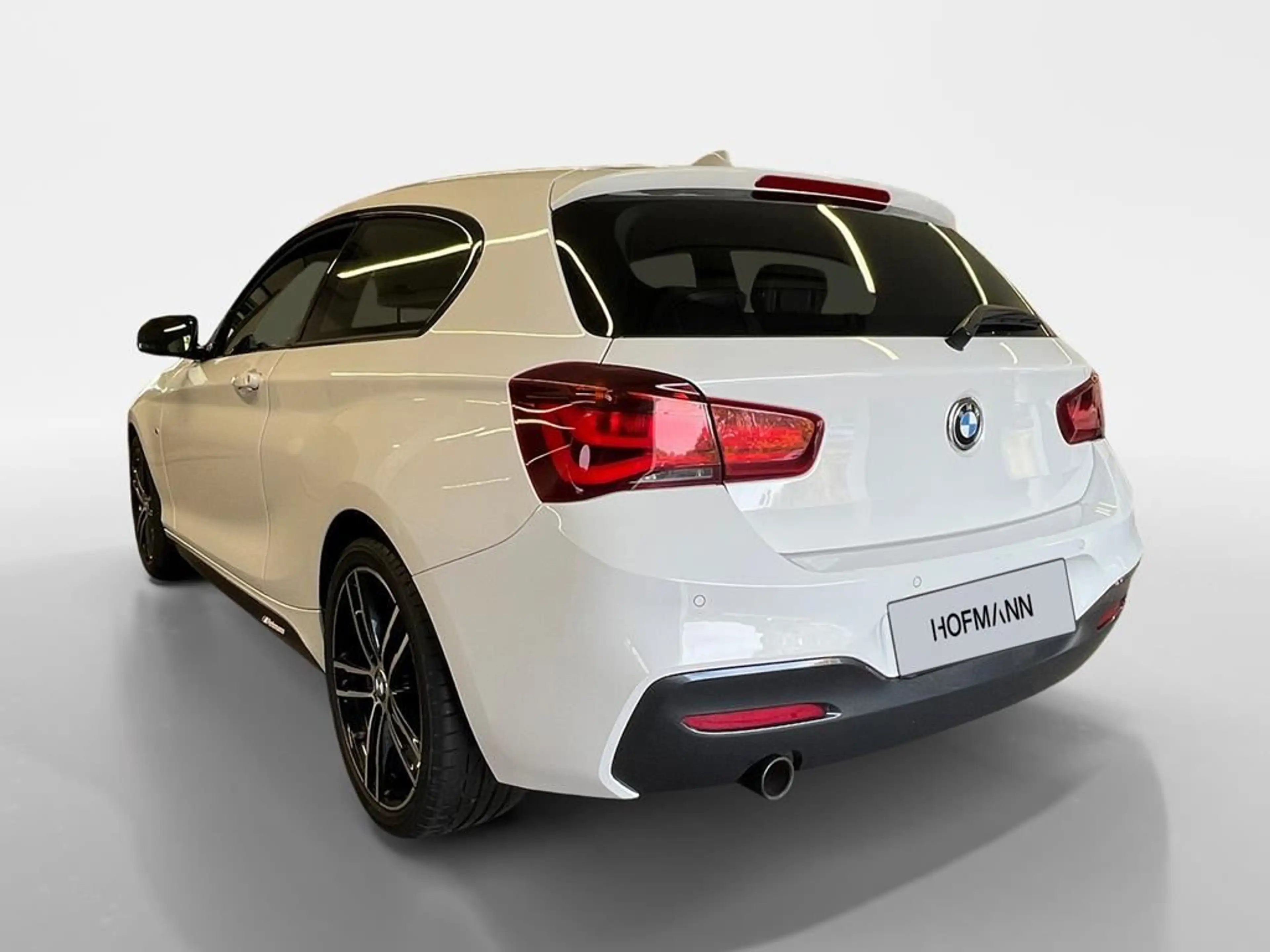 BMW 118 Edition M Sport Shadow — photo 5