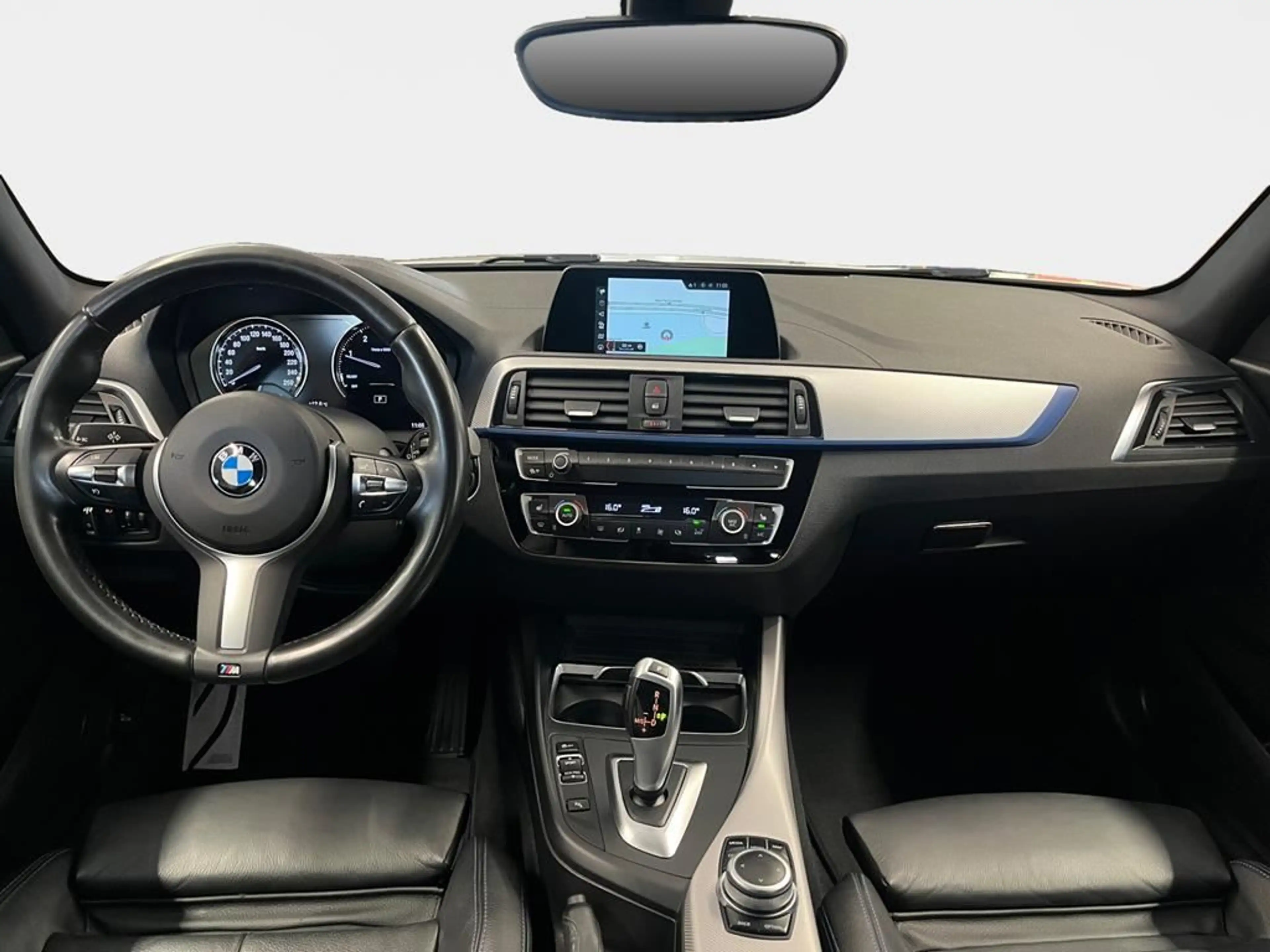 BMW 118 Edition M Sport Shadow — photo 12