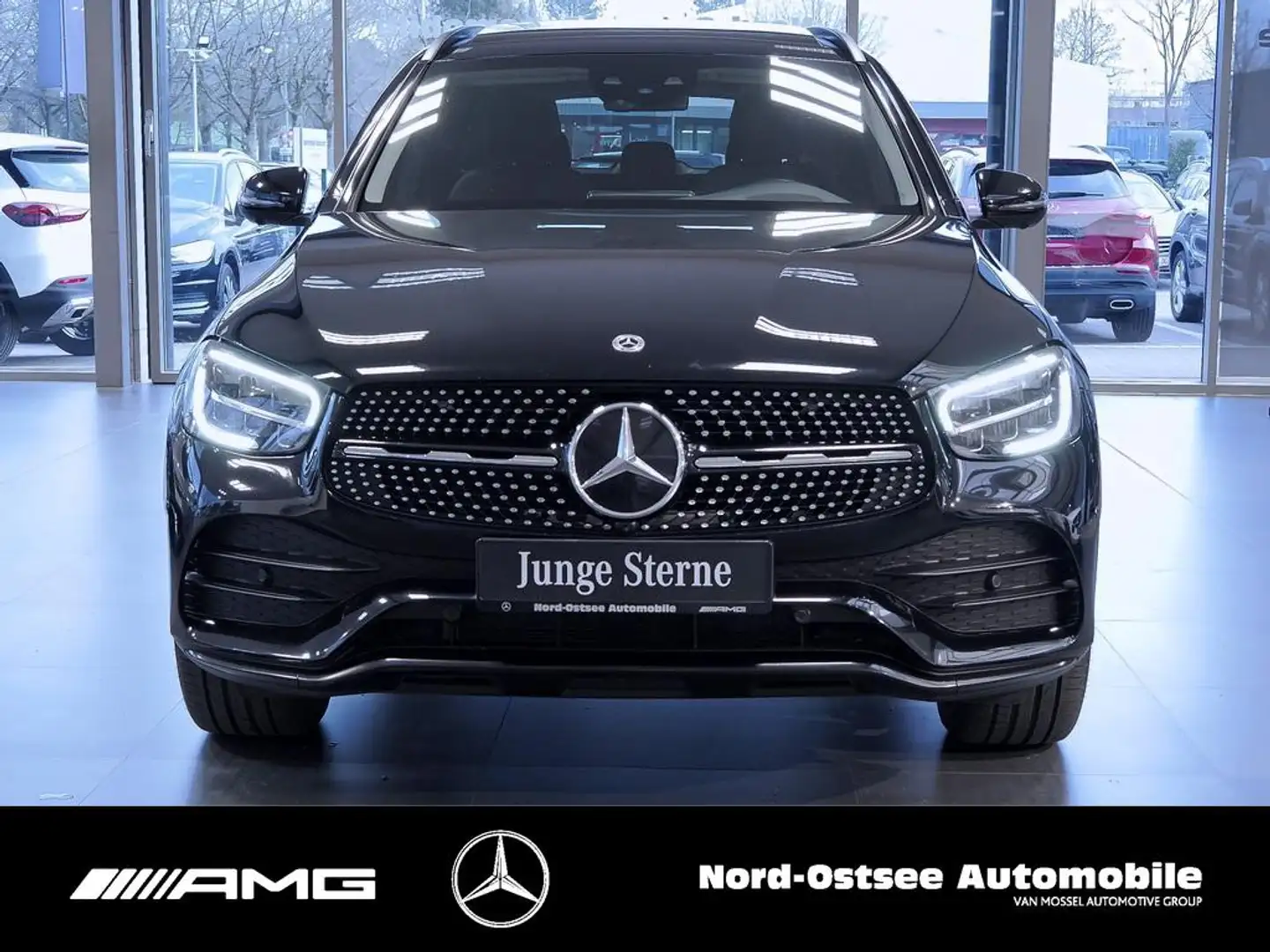 Mercedes-Benz GLC 400 d 4M AMG NIGHT PANO AHK HUD DISTRO LED Noir - 2