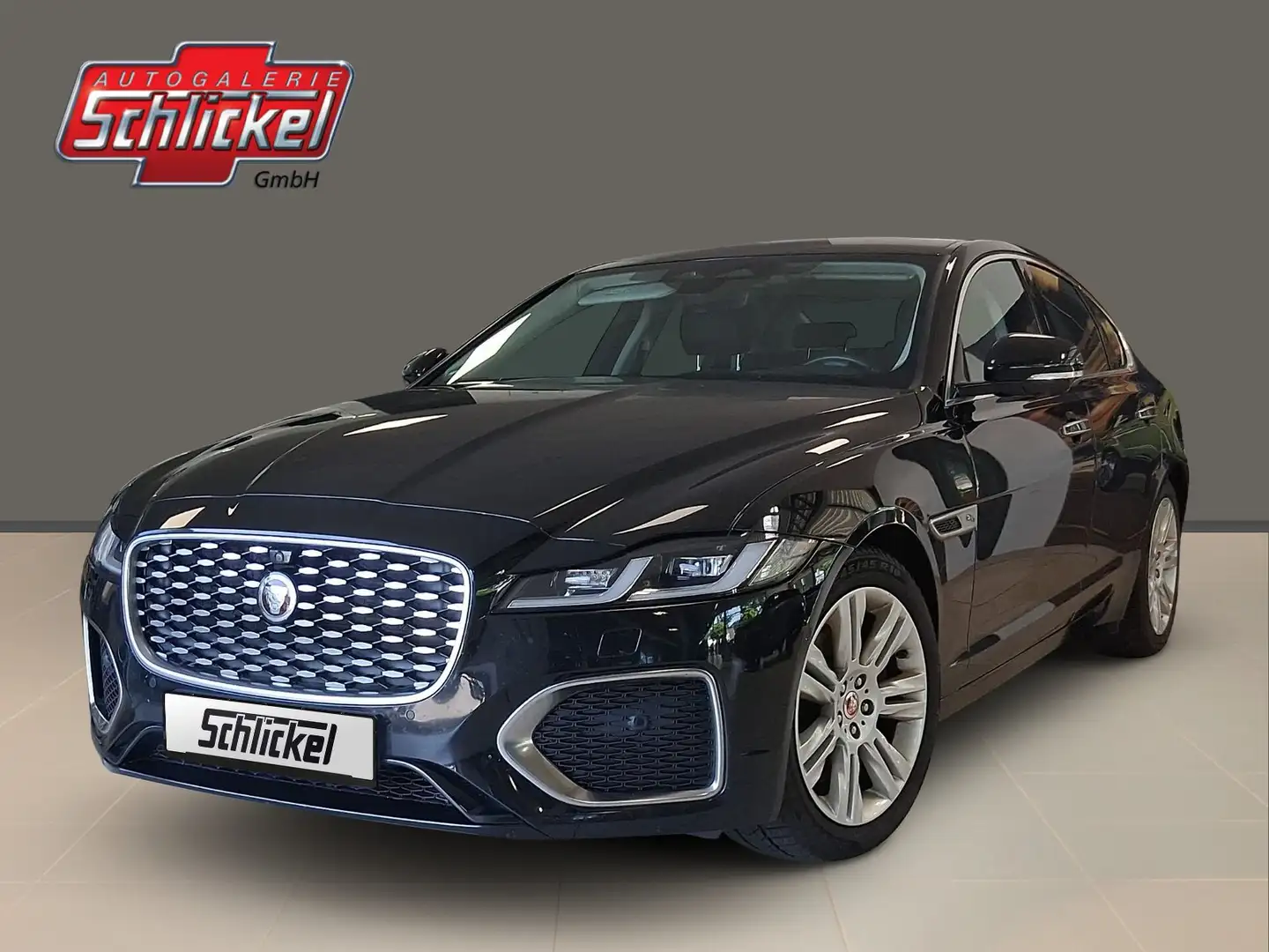 Jaguar XF D200 RWD S Navi Leder ACC Met. 360°Kamera Zwart - 1