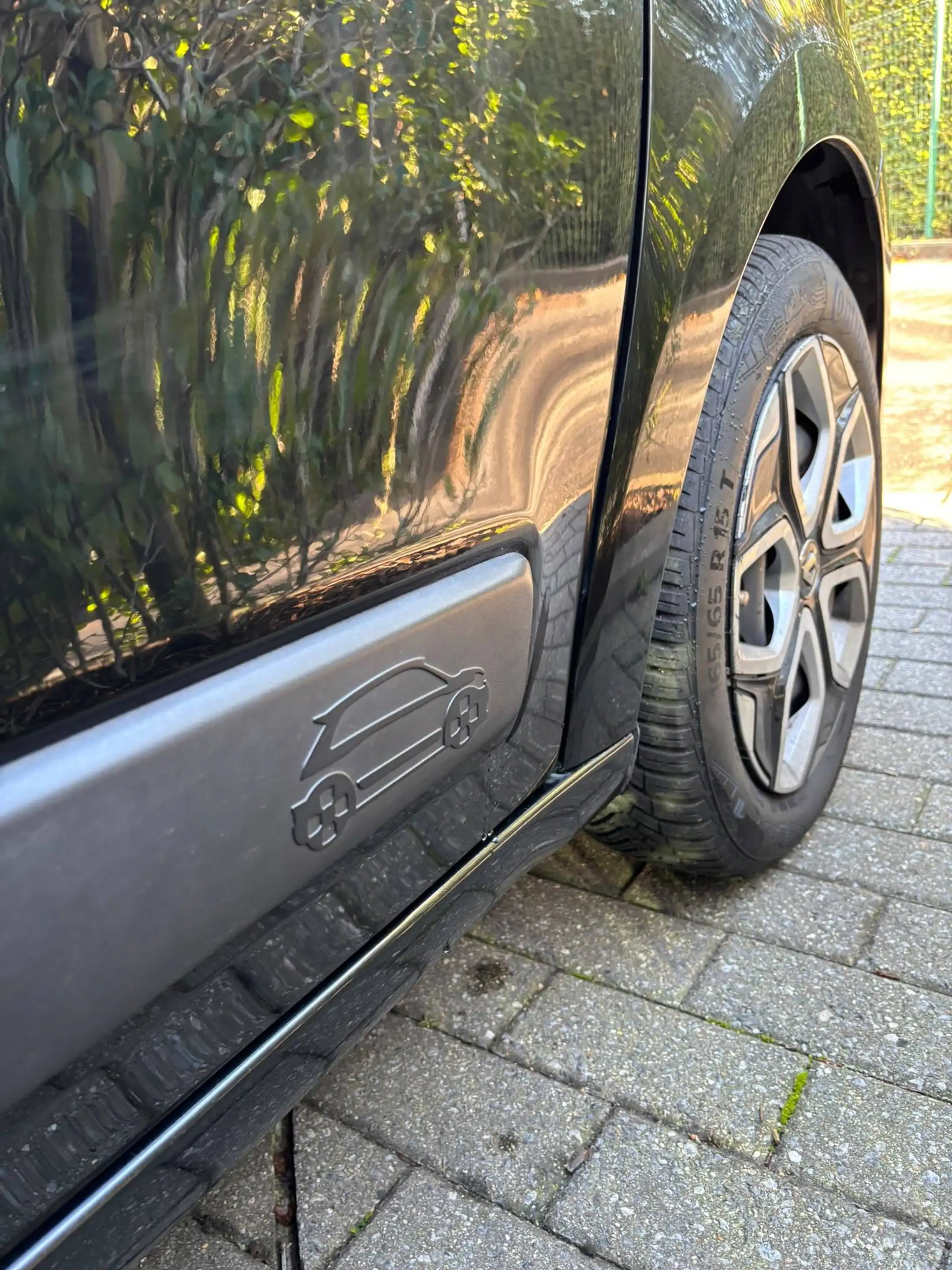 Renault Twingo Twingo 1.0i SCe Edition One — photo 5