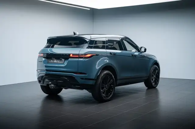 Land Rover Range Rover Evoque view 3