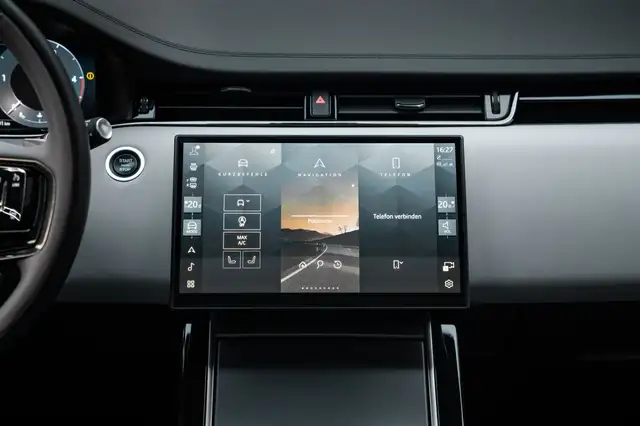 Land Rover Range Rover Evoque view 9