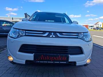 Outlander 2.2 DI-D 4WD AUTOMAAT 7 PLAATS