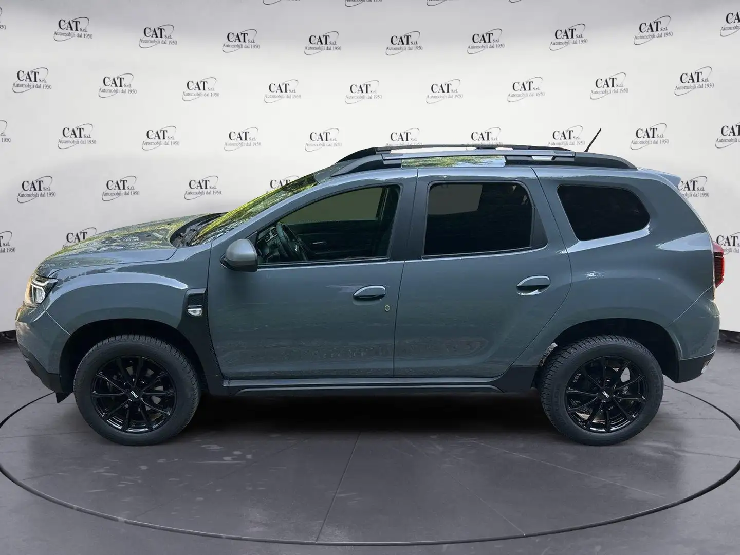 Dacia Duster 1.0 TCe GPL 4x2 Journey UP Grigio - 2