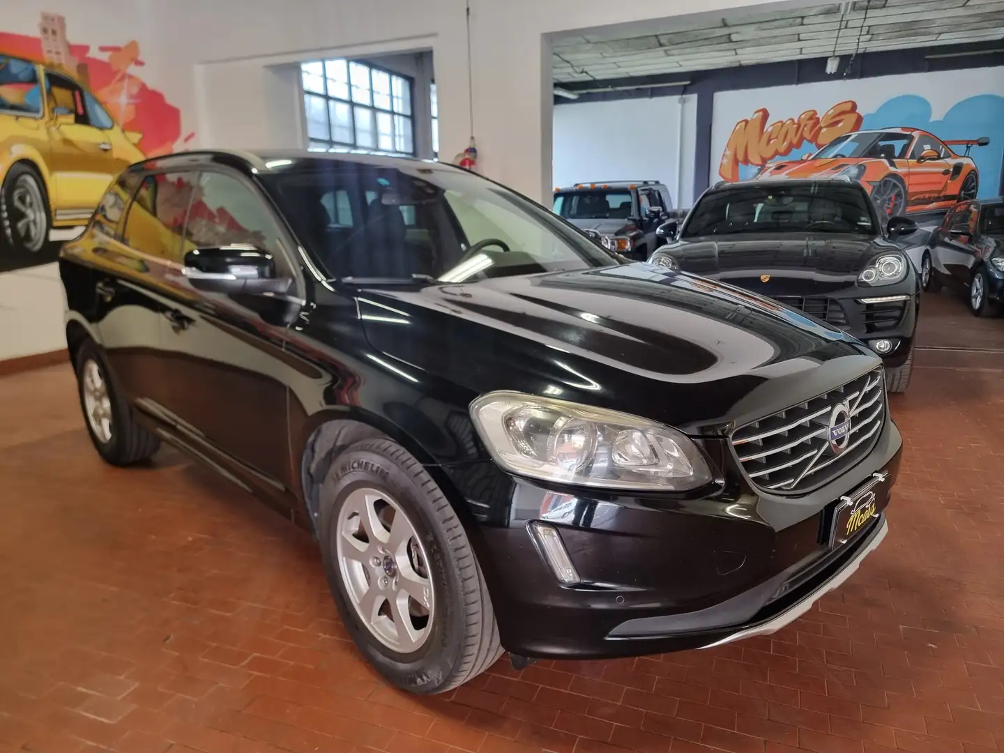Volvo XC60 XC60 2.0 d4 Momentum 181cv geartronic Noir - 1