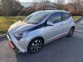 Toyota Aygo 1.0 VVT-I 69CH X-PLAY 5P Gris - thumbnail 1