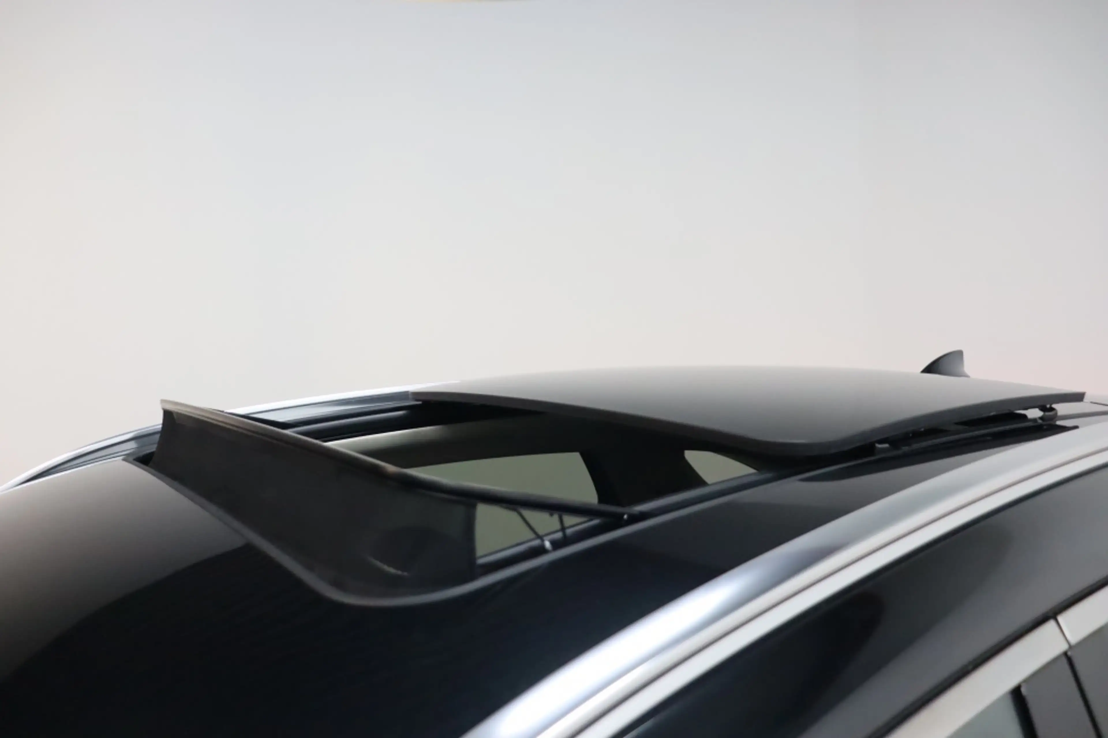 Genesis GV70 Panoramadak | Winterset | Adaptive Cruise Control — photo 4