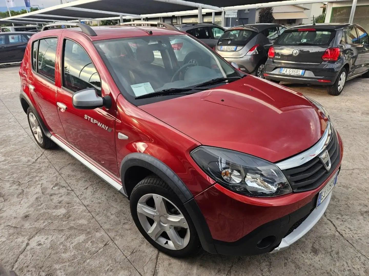 Dacia Sandero Stepway 1.5 dCi 90CV Rot - 1