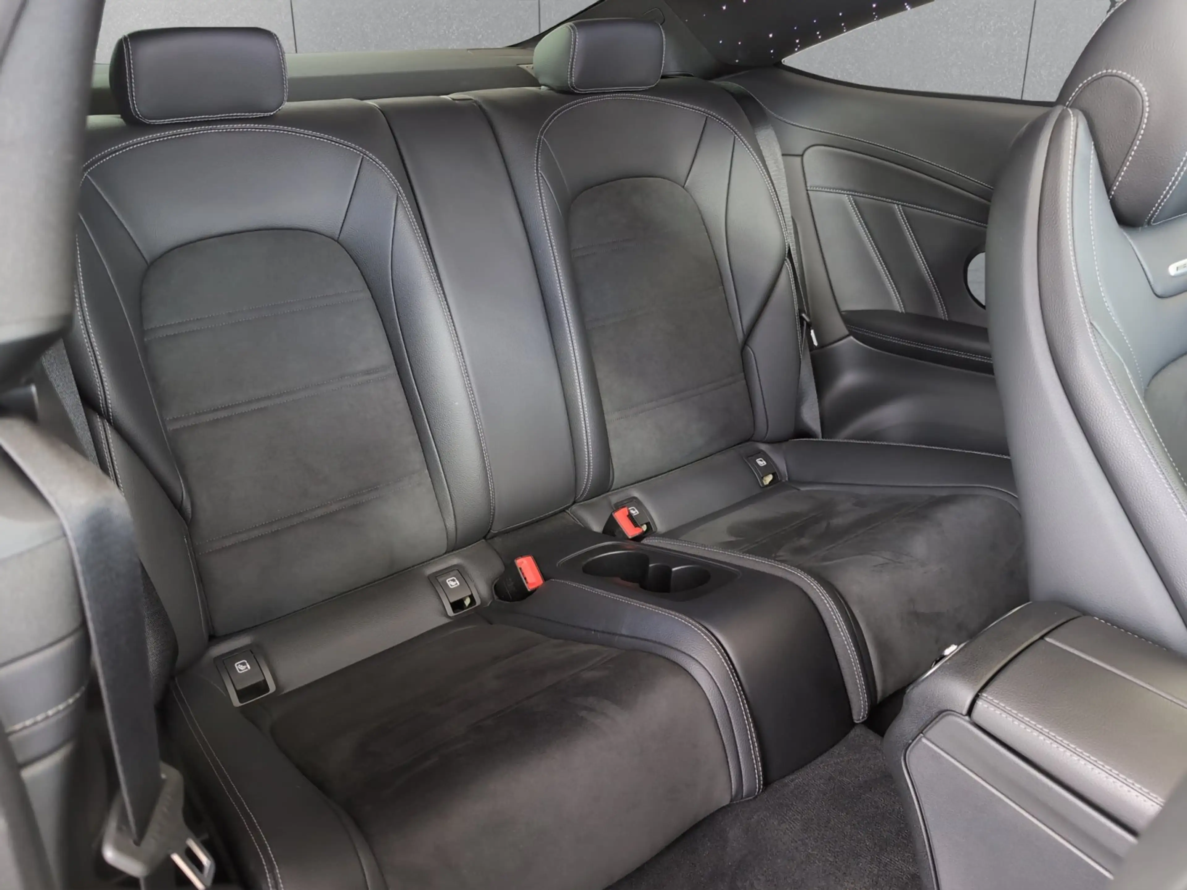 Mercedes-Benz C 63 AMG Coupé /Nightpak./Pano/Distro/Burmester/Kamera — photo 10
