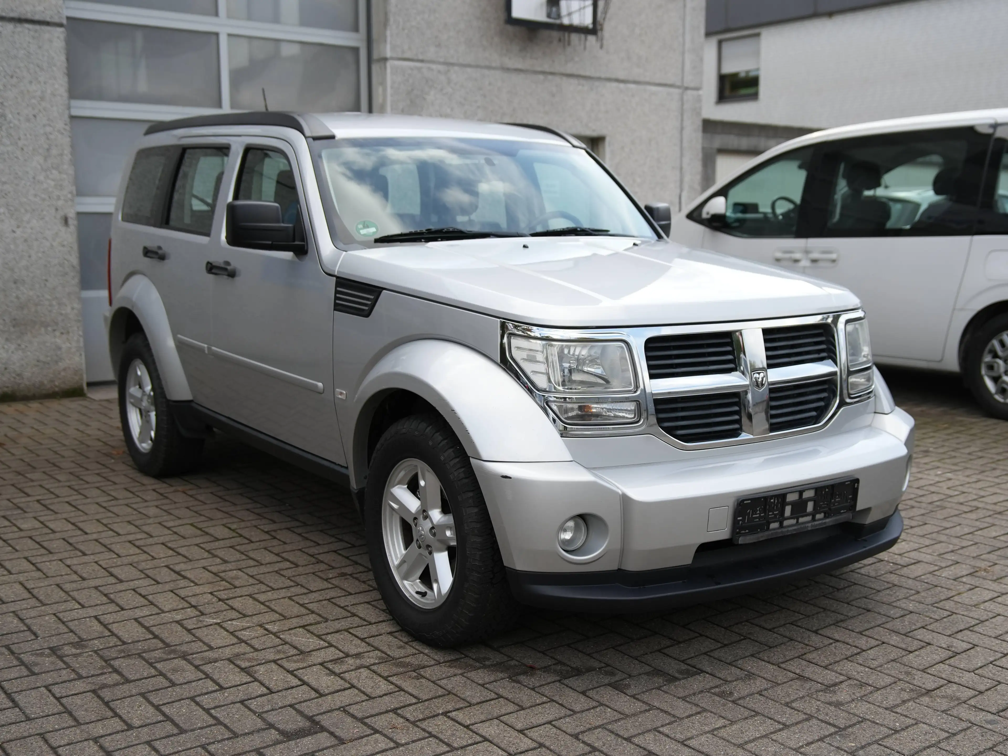 Dodge Nitro SXT