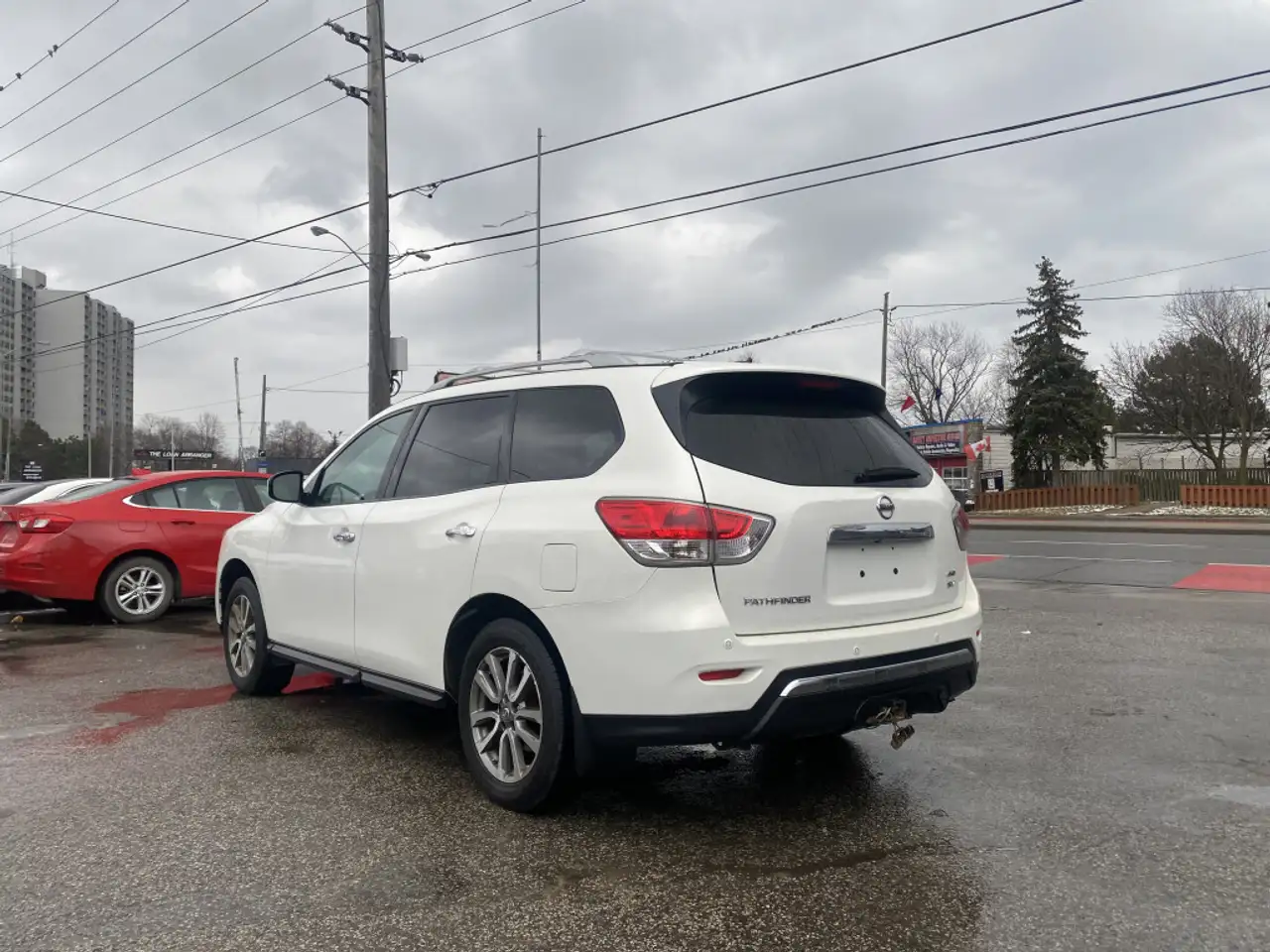 Nissan Pathfinder снимка Nissan Pathfinder