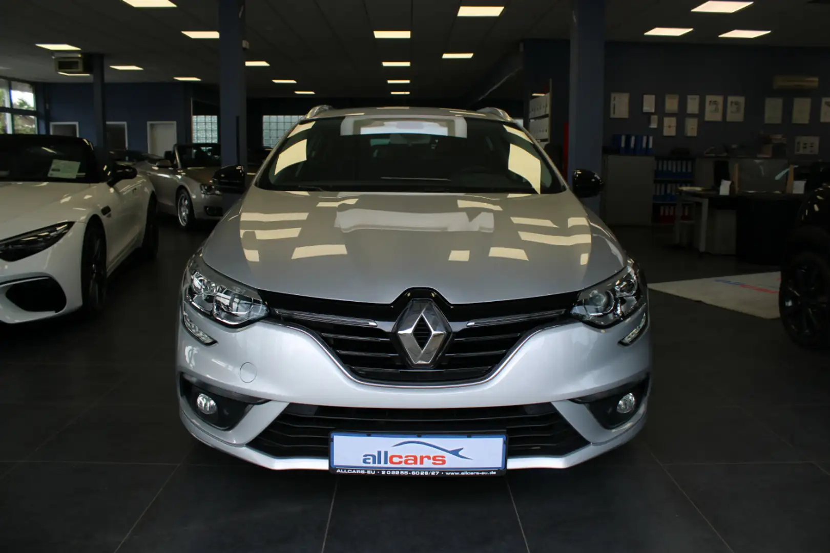 Renault Megane Grandtour TCe 115 GPF LIMITED Silver - 2