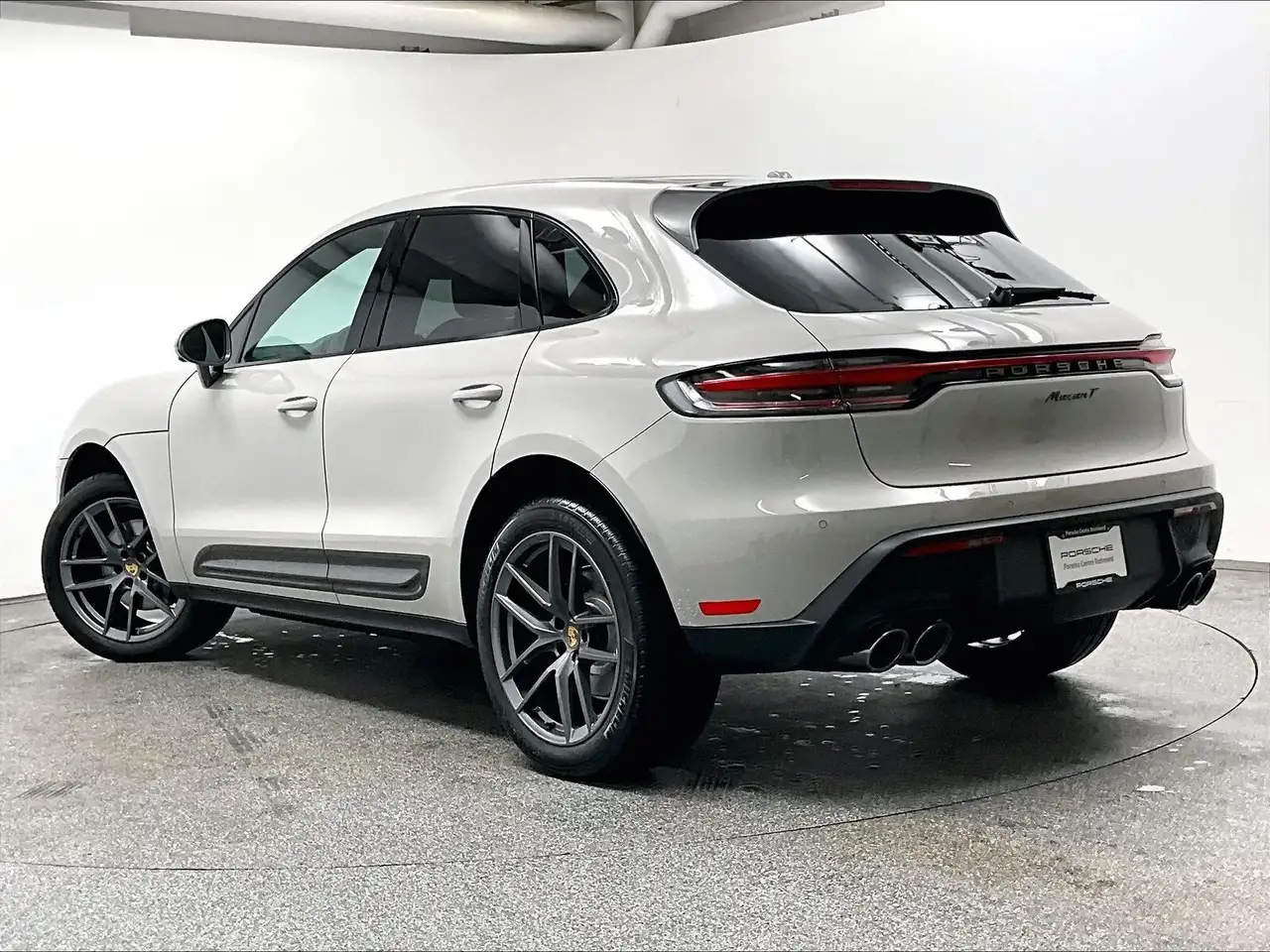 Porsche Macan снимка Porsche Macan