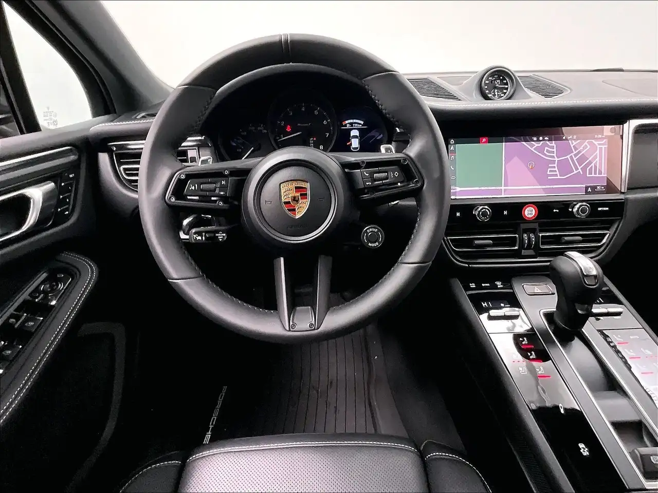 Porsche Macan снимка Porsche Macan