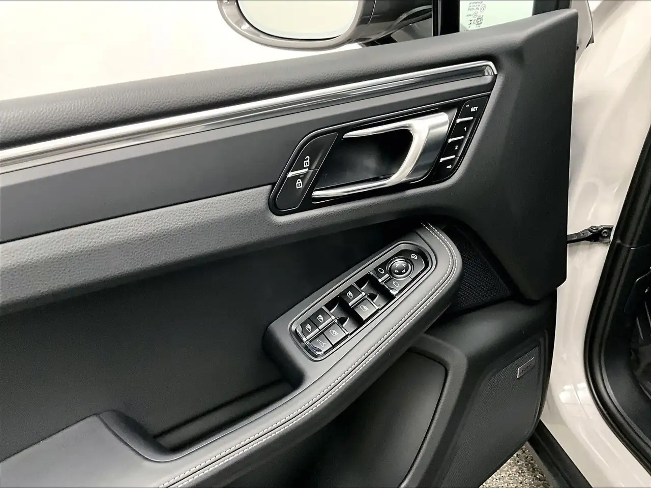 Porsche Macan снимка Porsche Macan