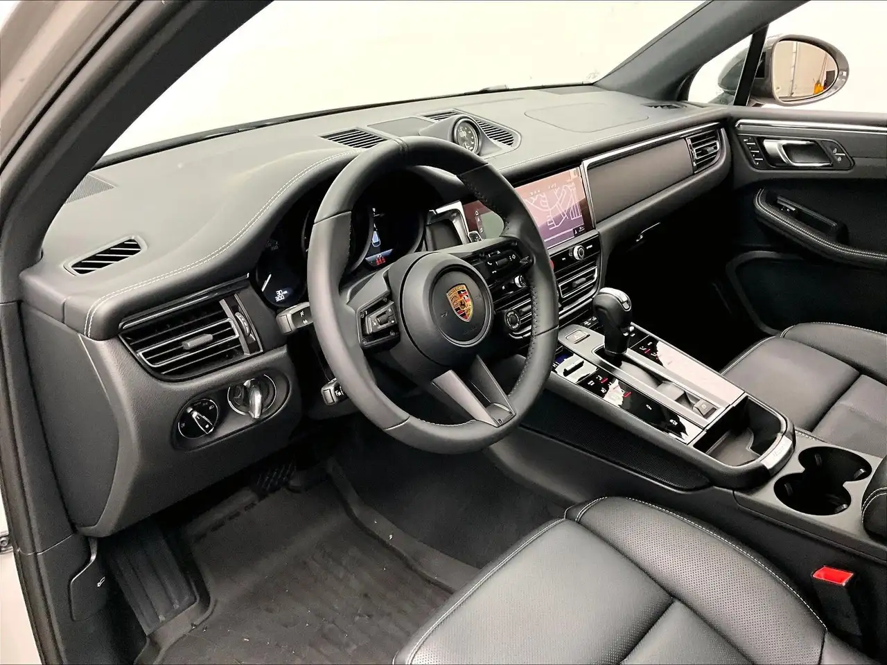 Porsche Macan снимка Porsche Macan