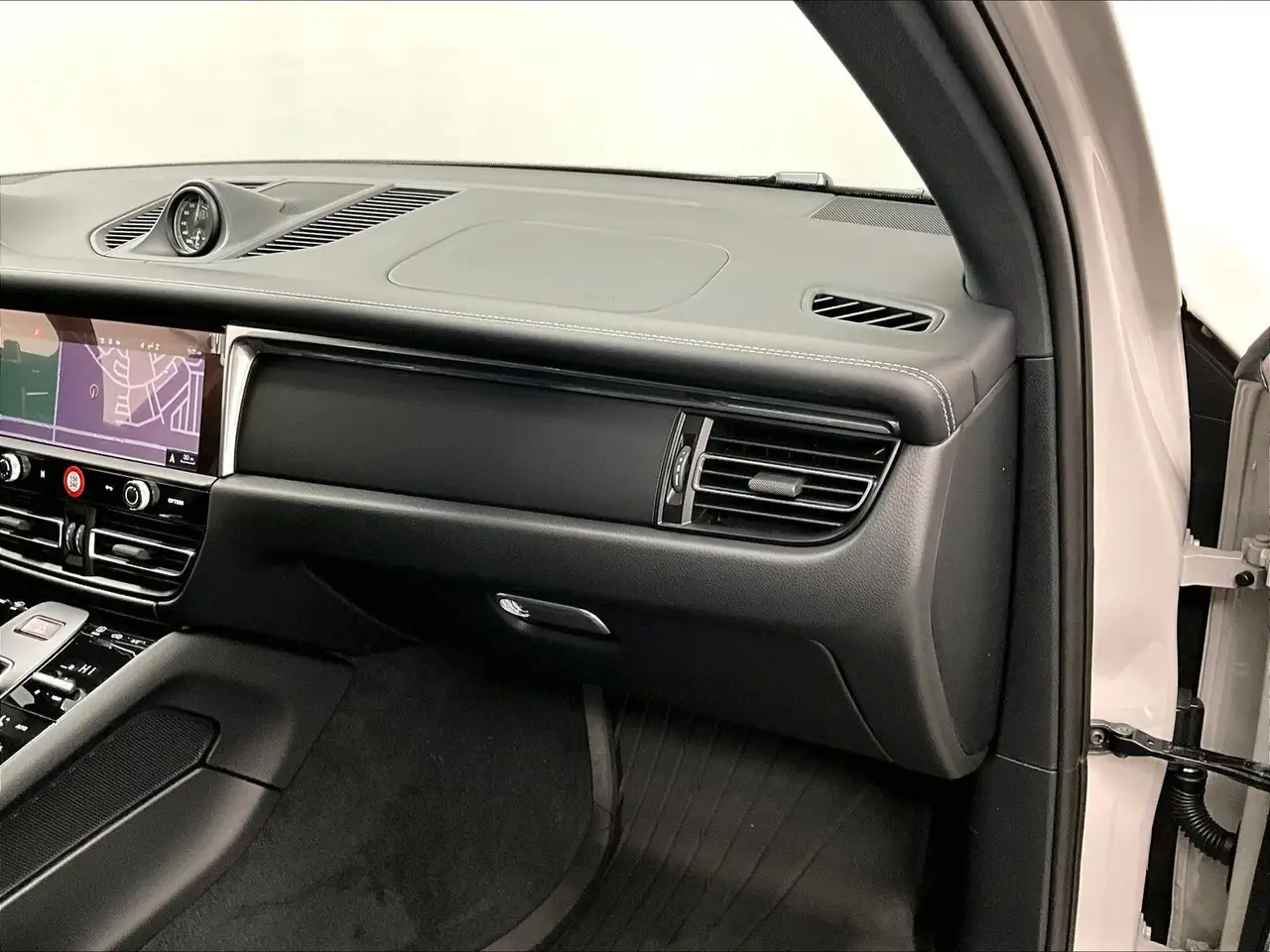 Porsche Macan снимка Porsche Macan