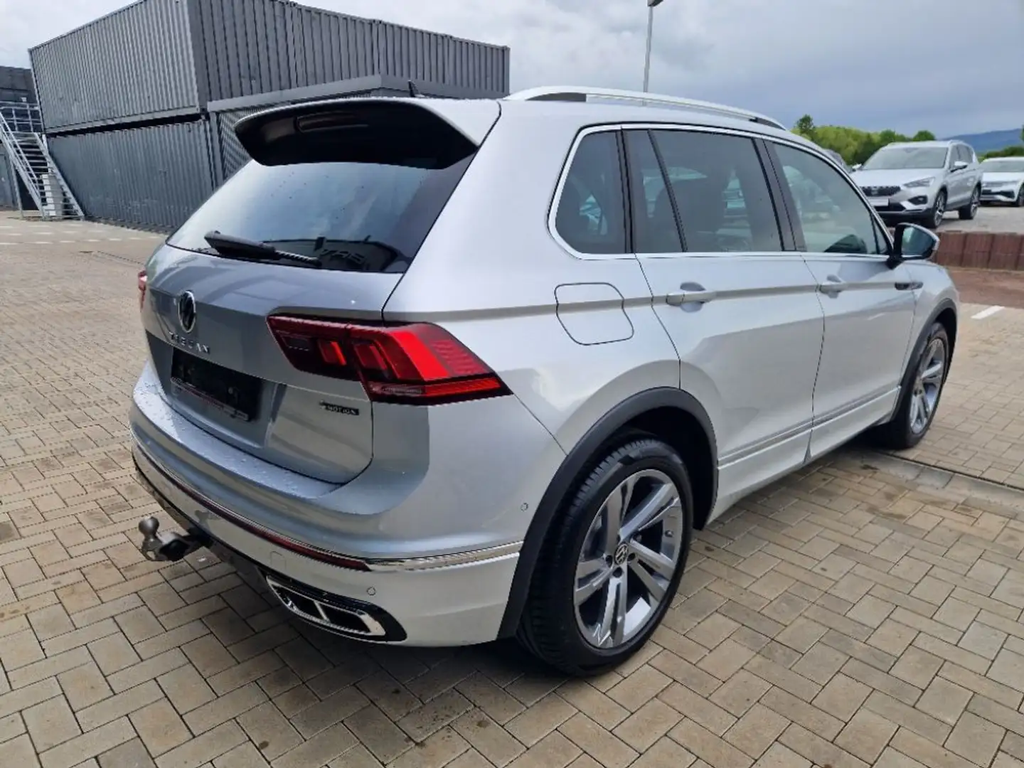 Volkswagen Tiguan 2.0 TDI SCR 4Motion DSG R-Line Argent - 2