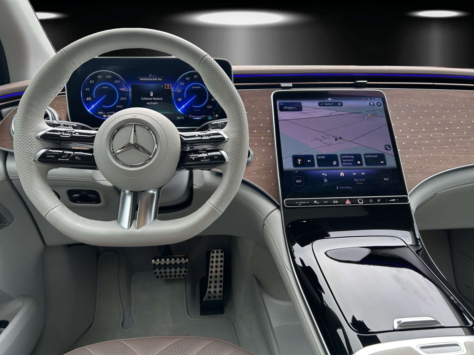 Mercedes-Benz EQE