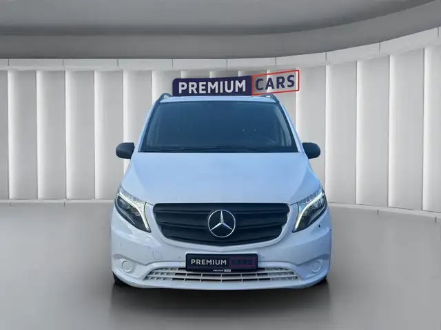 Mercedes-Benz Vito view 8