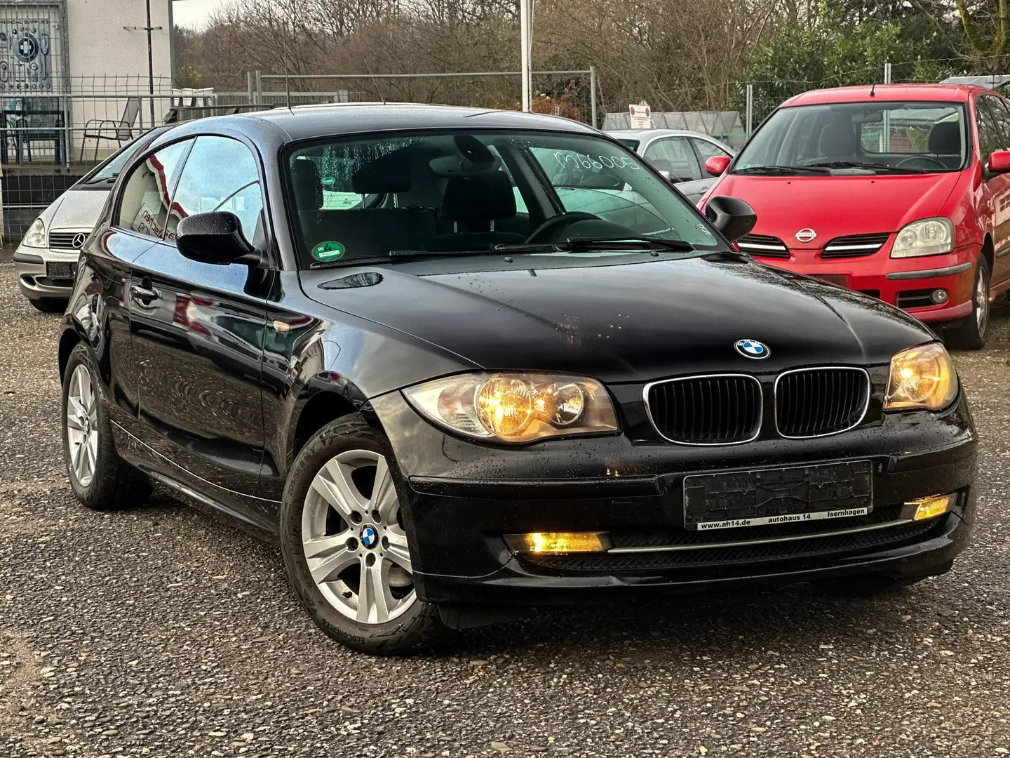 BMW 116 E81 | Tempomat | Klima | TÜV 02/2027 | SHZ | Schwarz - 2