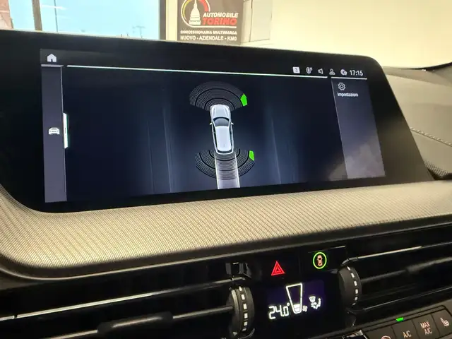 BMW 1 Series view 21
