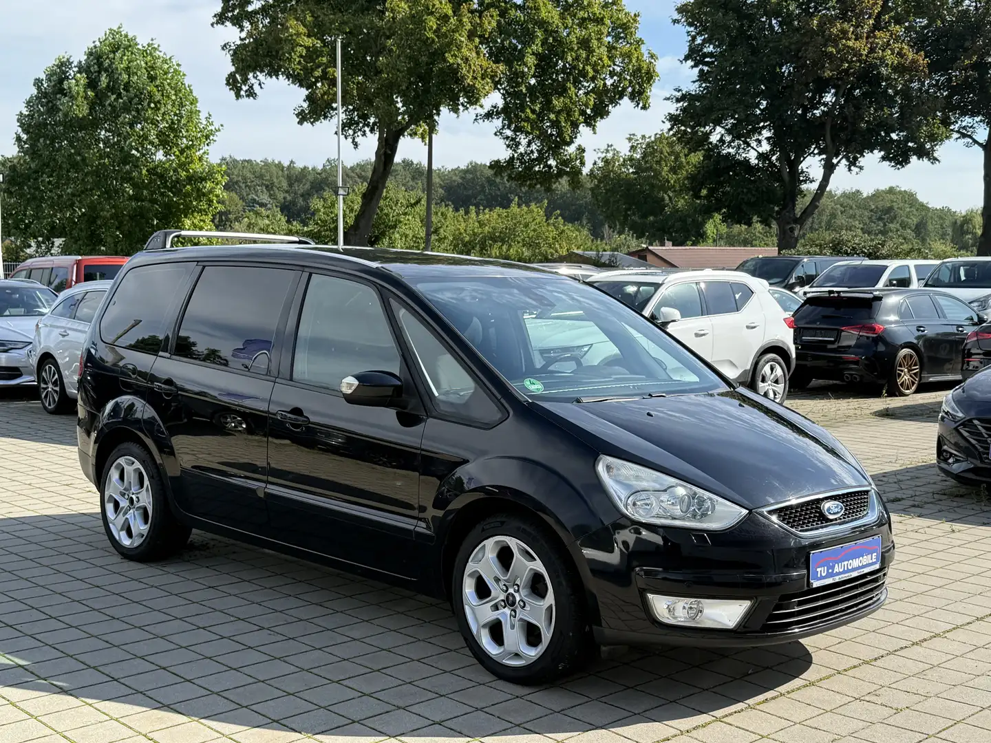 Ford Galaxy 2.0 Ambiente KLIMATRONIC-XENON-SHZ-PDC-7SITZER Schwarz - 1