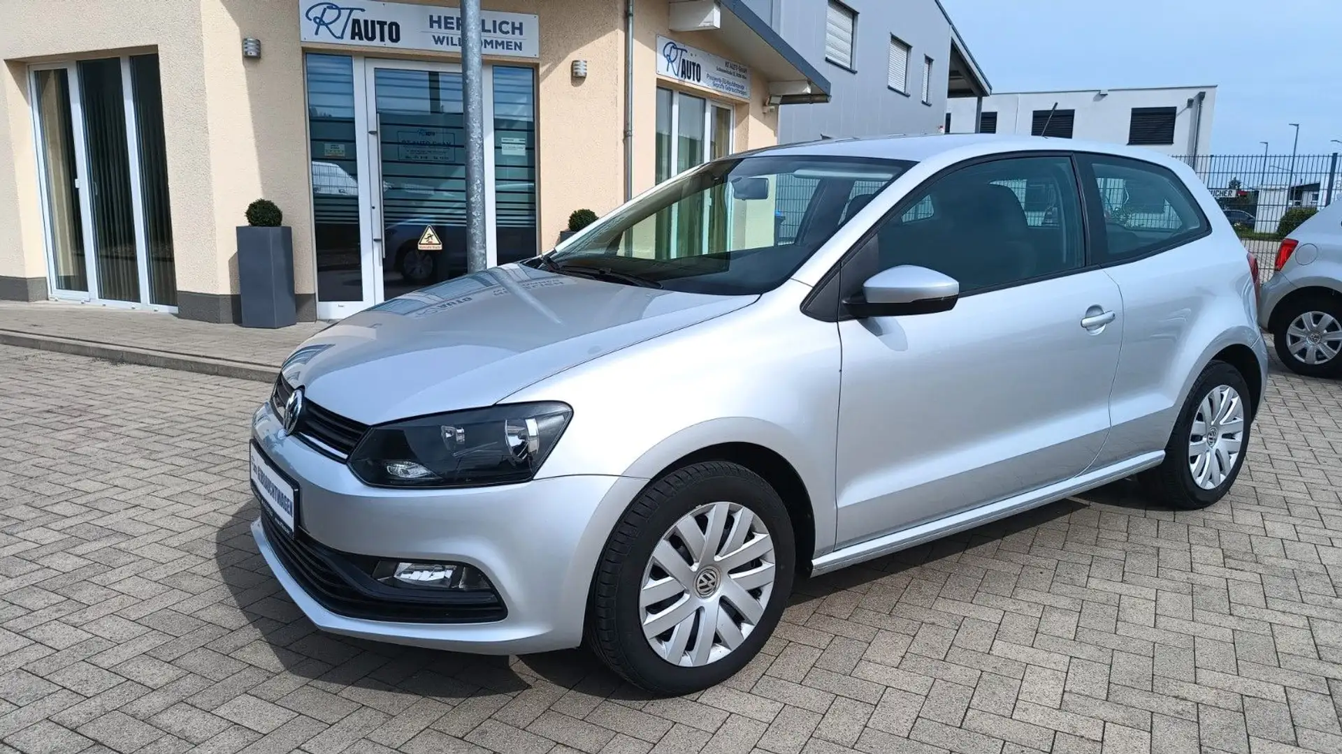 Volkswagen Polo V Cool & Sound Paket KLIMA NSW ESP 6xAIRBAG Silber - 1