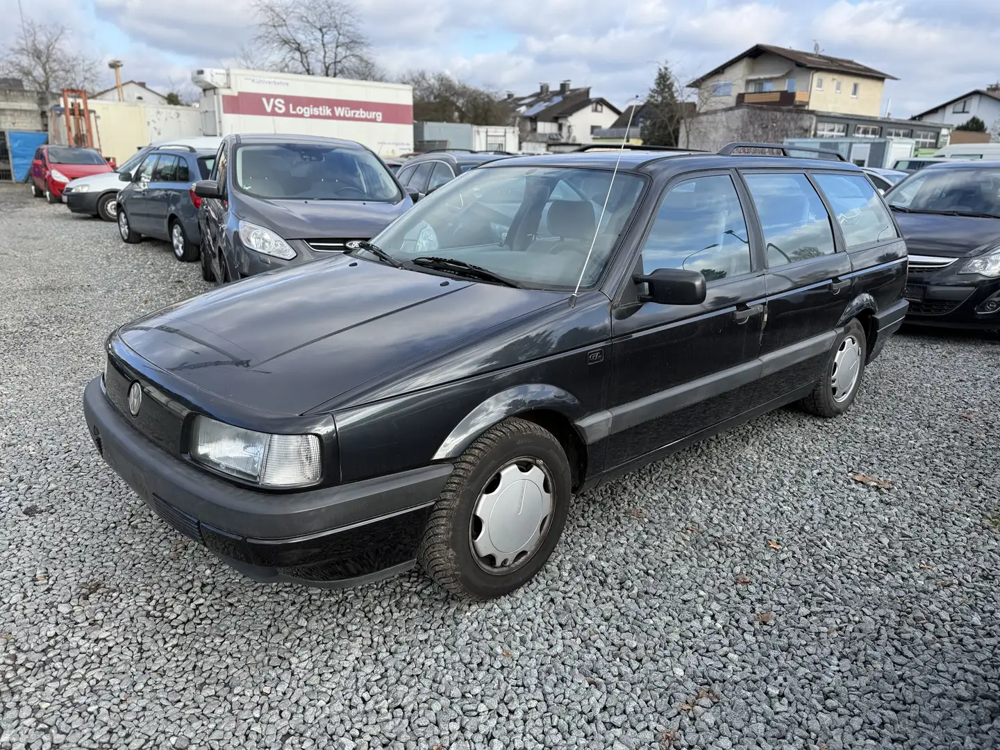 Volkswagen Passat Variant Passat 1.8 GL *HU bis 06/2026* Schwarz - 2
