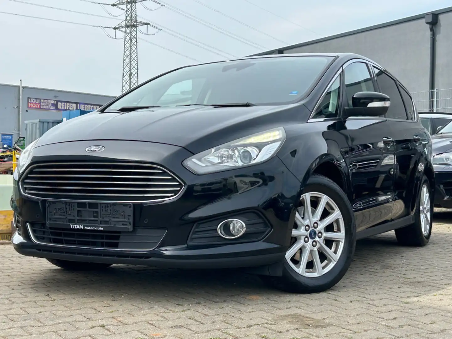 Ford S-Max Titanium Noir - 1