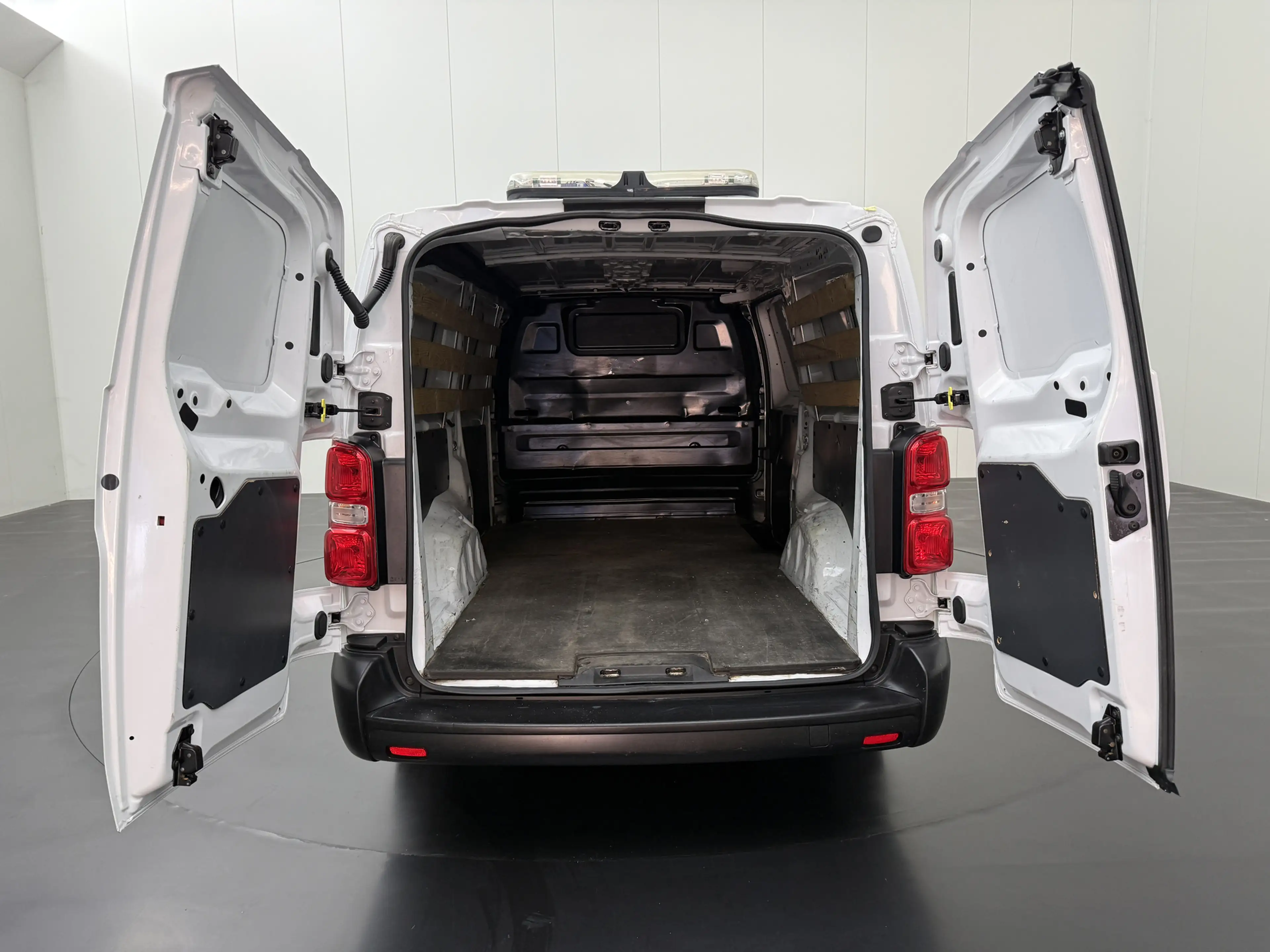 Opel Vivaro XXL Edition 75 kWh | Elektrisch | Navigatie | Mult — photo 4