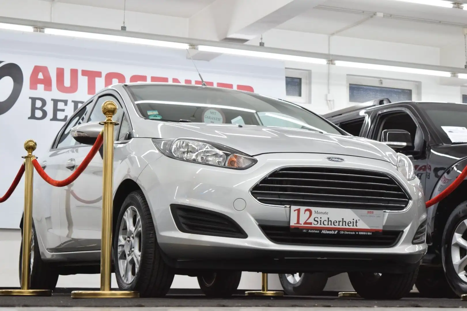 Ford Fiesta Sync Edition*AUTOMATIK*NAVI+KAMERA*GARANT Silber - 2