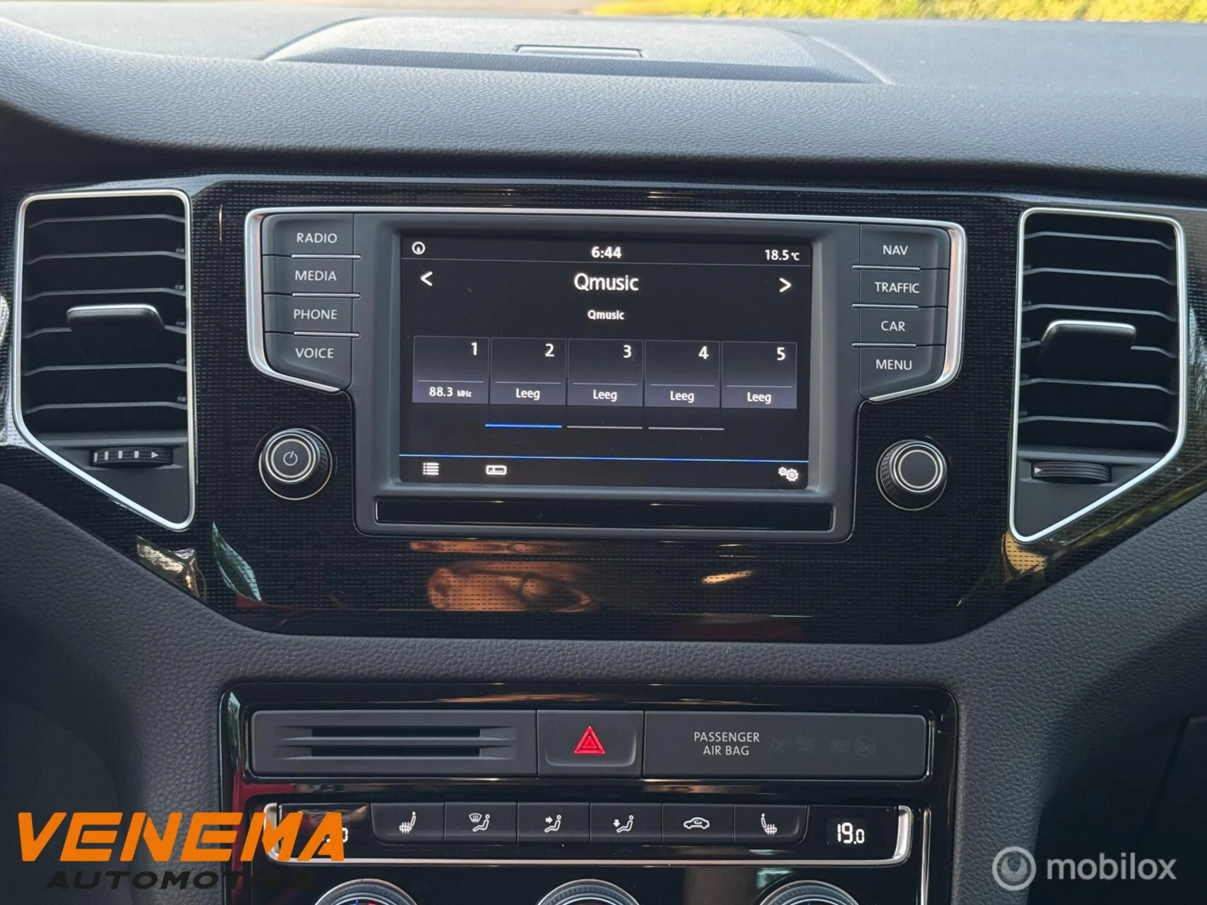 Volkswagen Golf Sportsvan 1.2 TSI Sound — photo 14