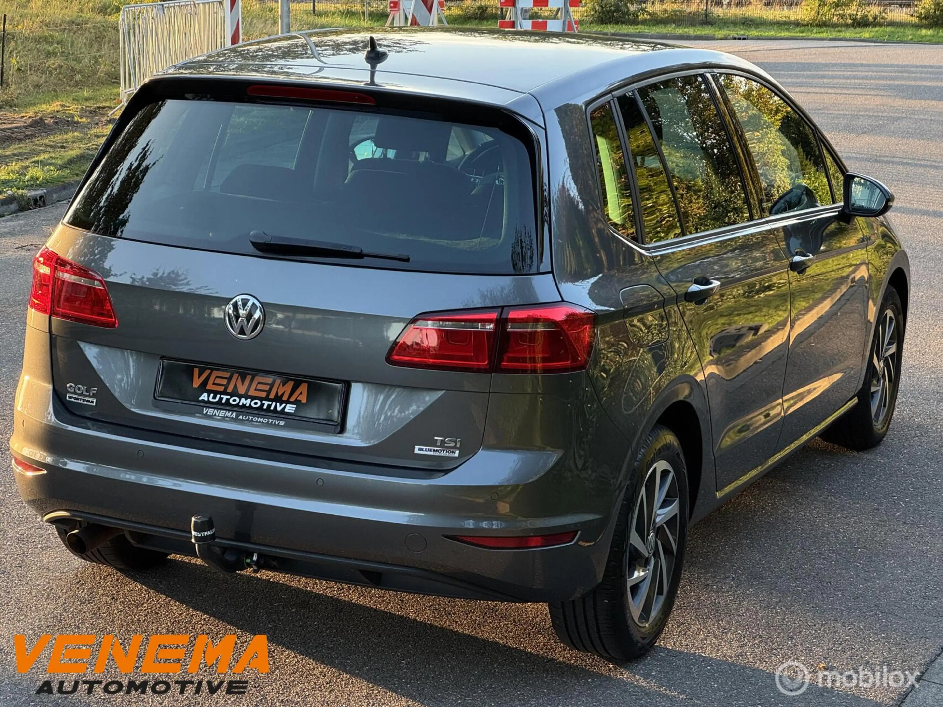 Volkswagen Golf Sportsvan 1.2 TSI Sound — photo 7
