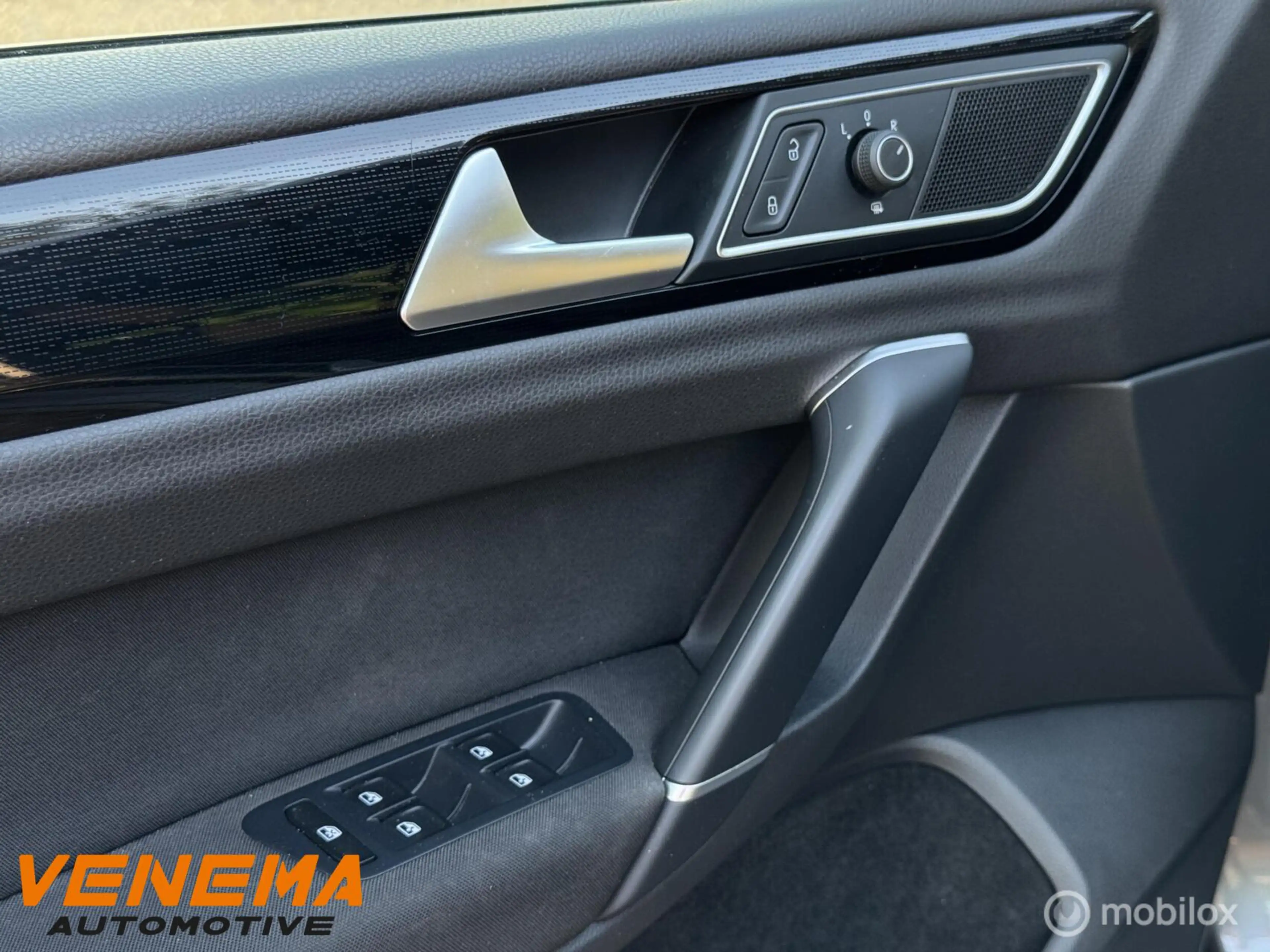 Volkswagen Golf Sportsvan 1.2 TSI Sound — photo 13
