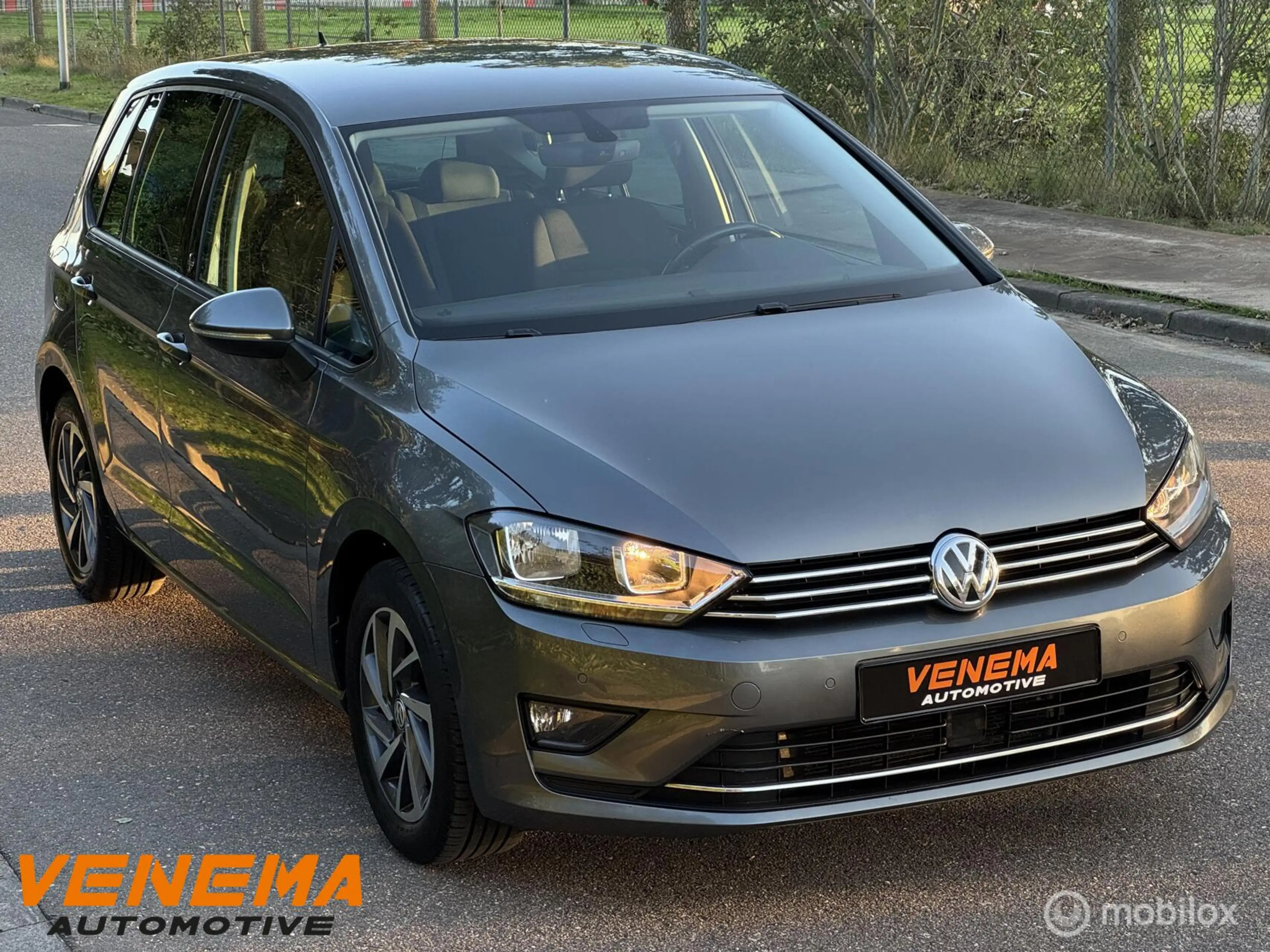 Volkswagen Golf Sportsvan 1.2 TSI Sound — photo 3