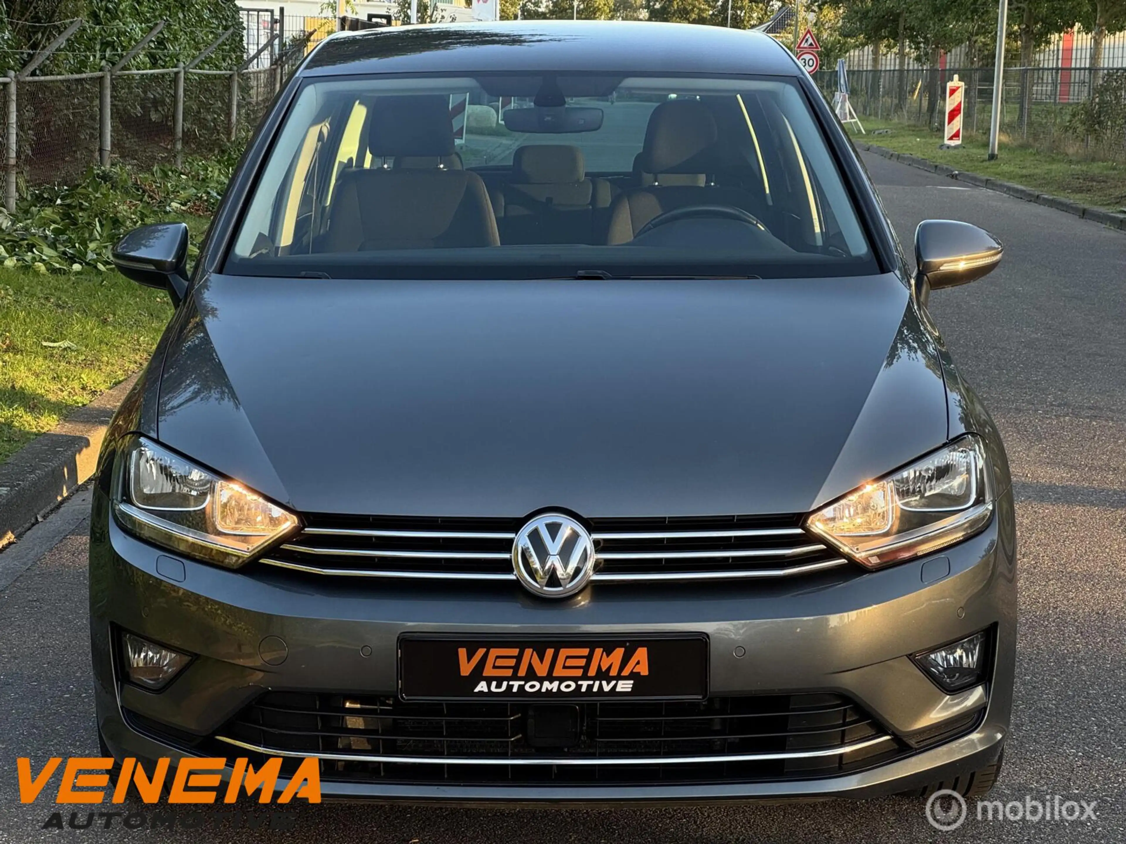 Volkswagen Golf Sportsvan 1.2 TSI Sound — photo 11