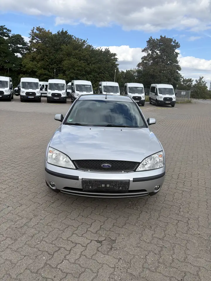 Ford Mondeo 1.8 Trend, foto 9