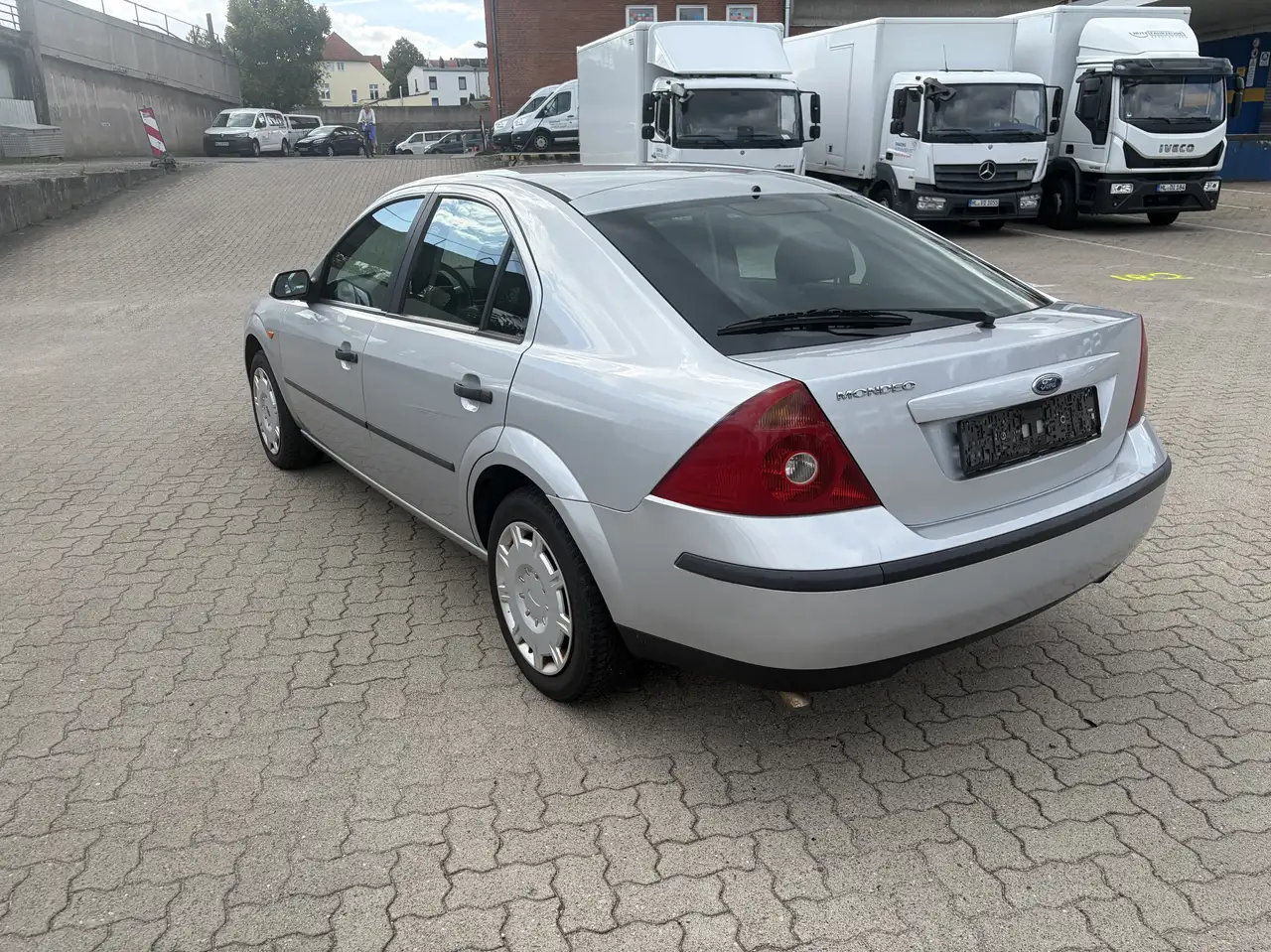 Ford Mondeo 1.8 Trend, foto 3